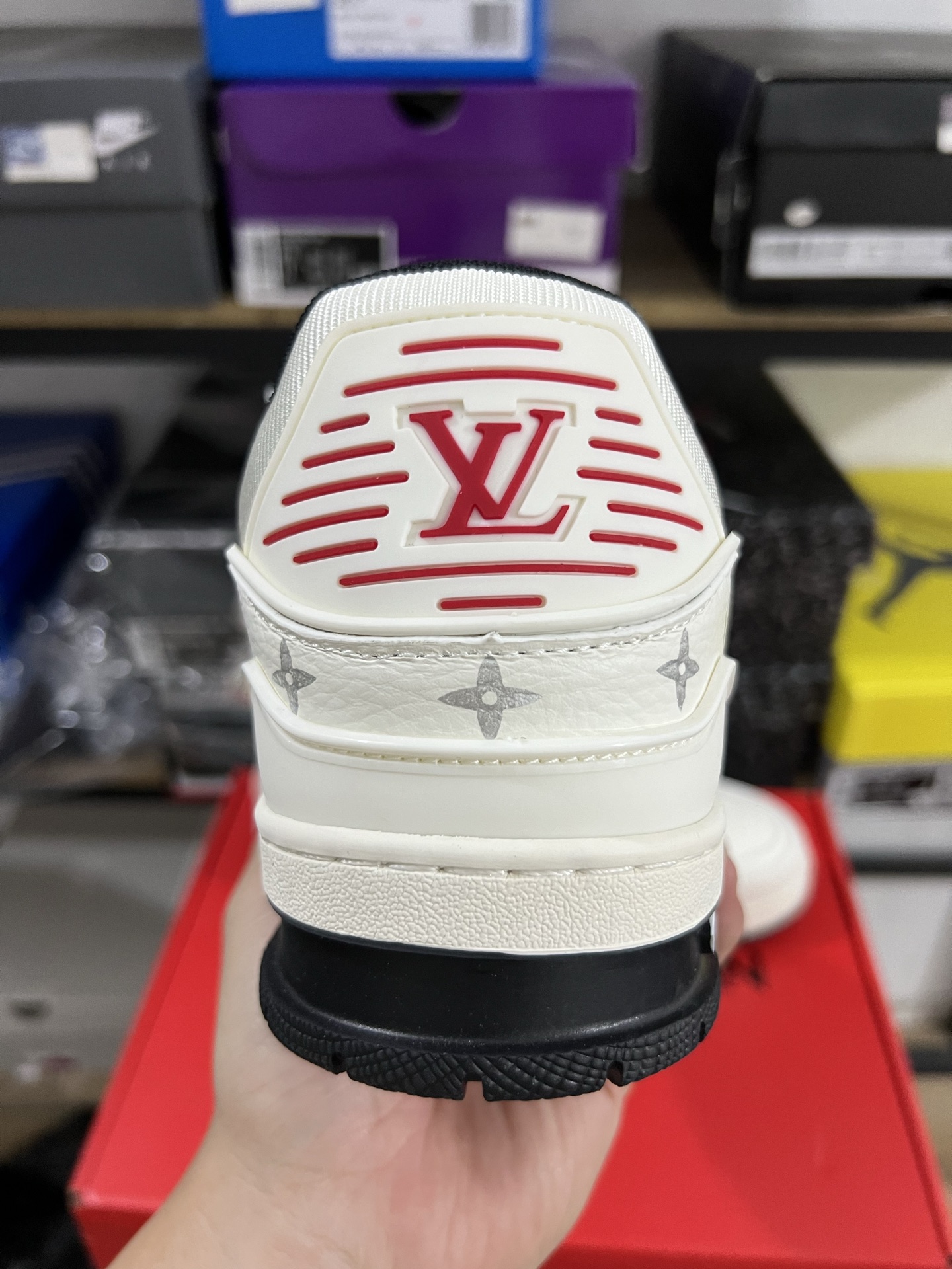 LV shoe