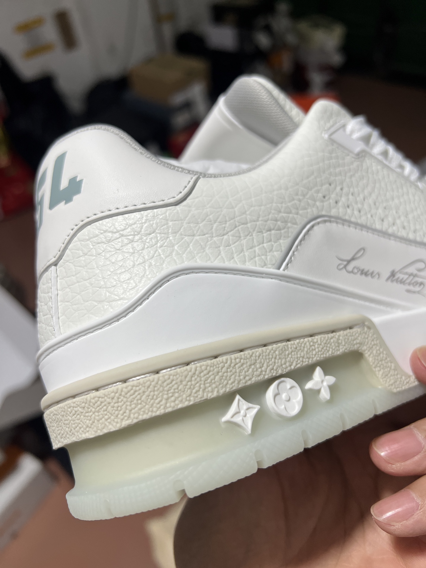 LV shoe