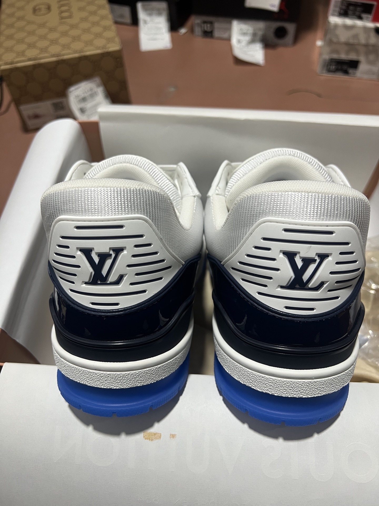 LV shoe