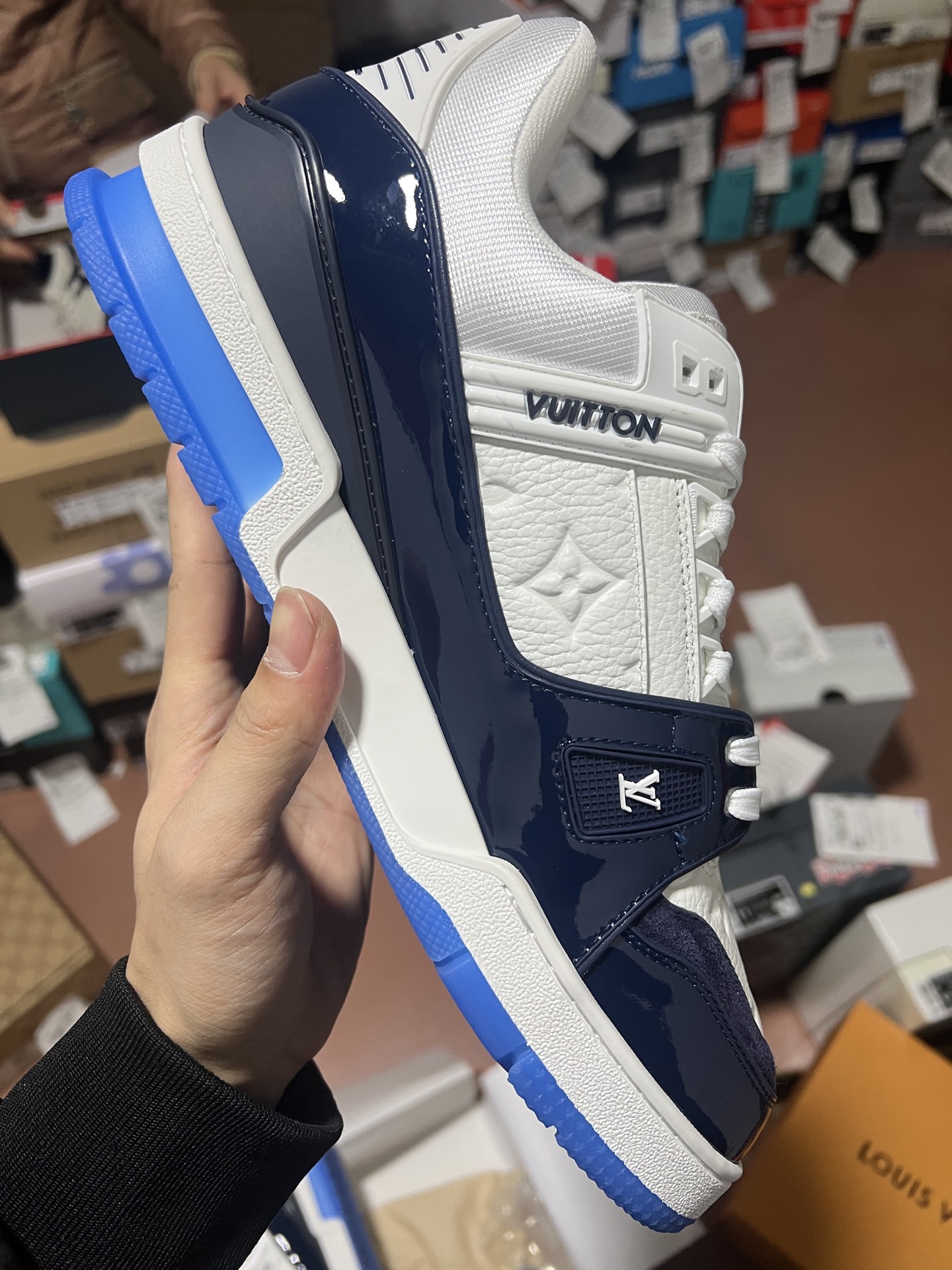 LV shoe