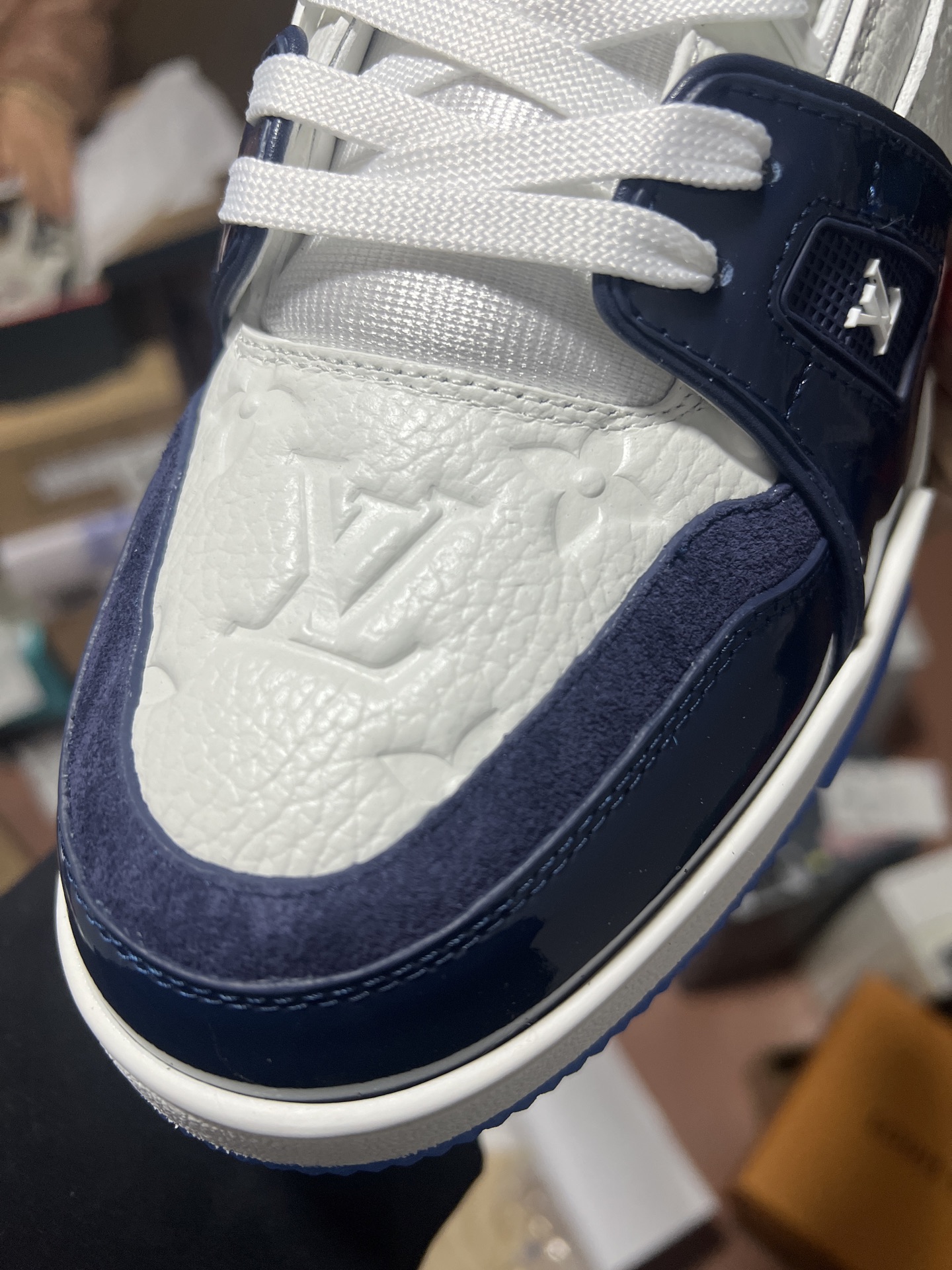 LV shoe
