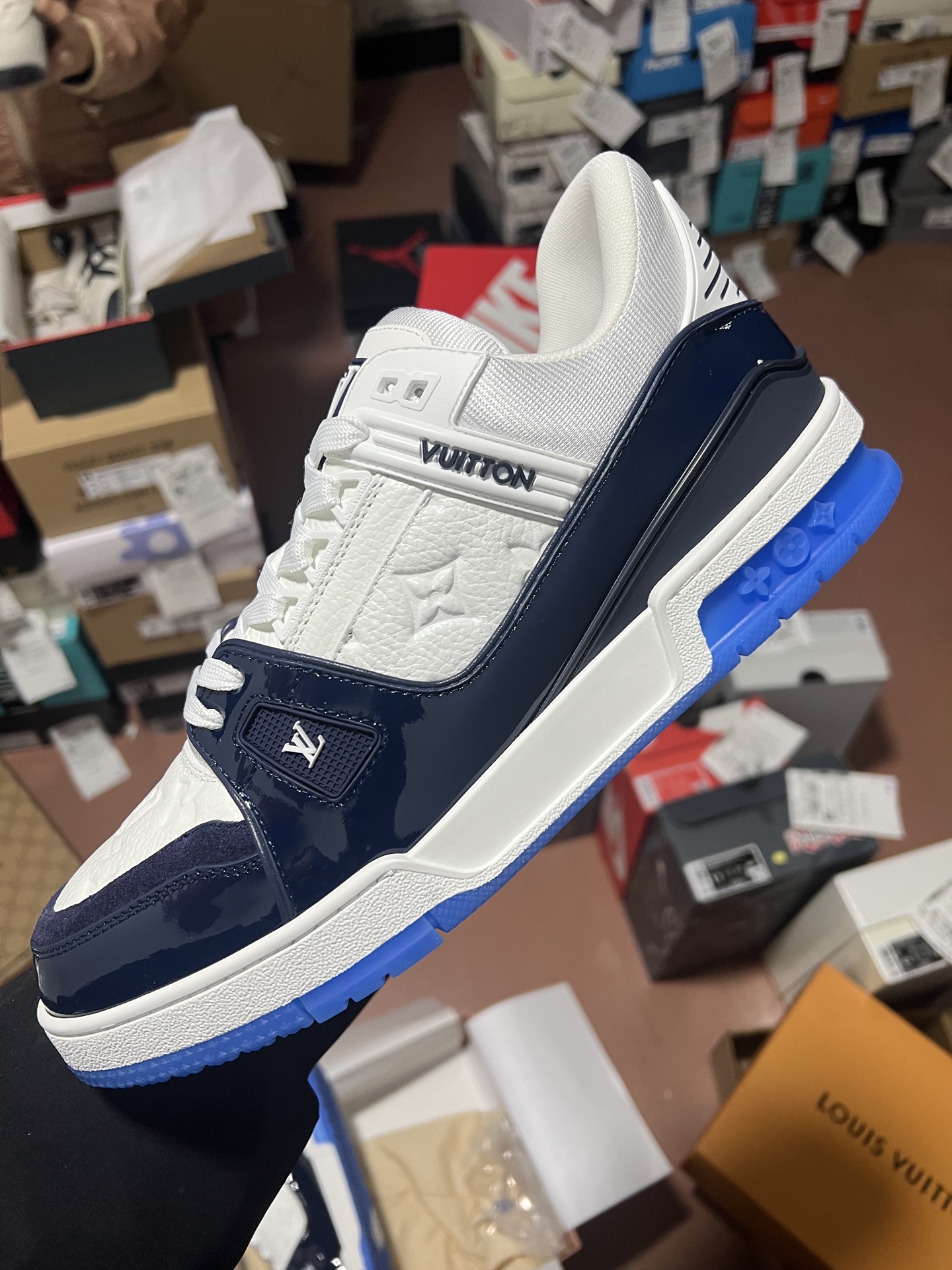 LV shoe
