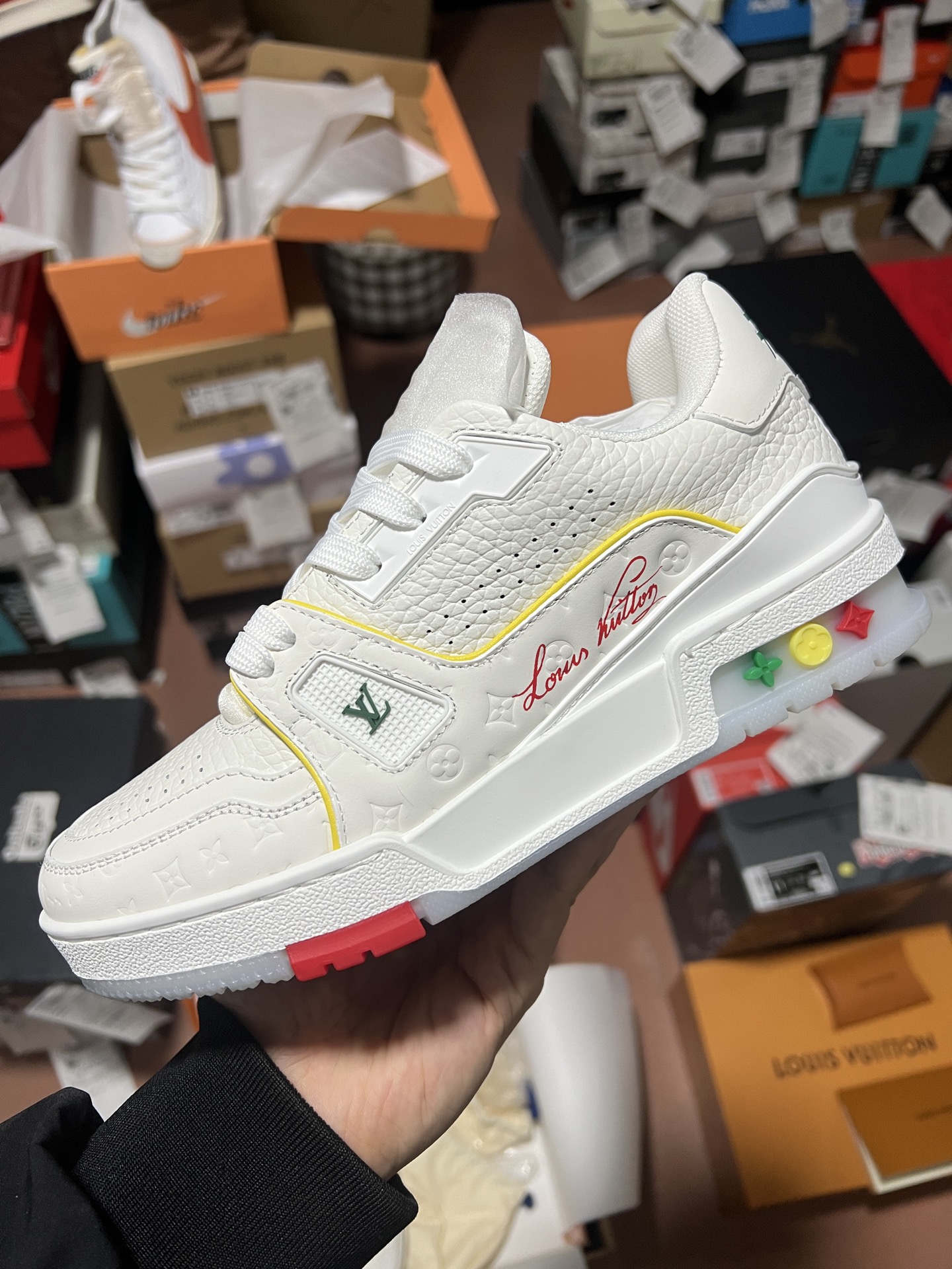 LV shoe