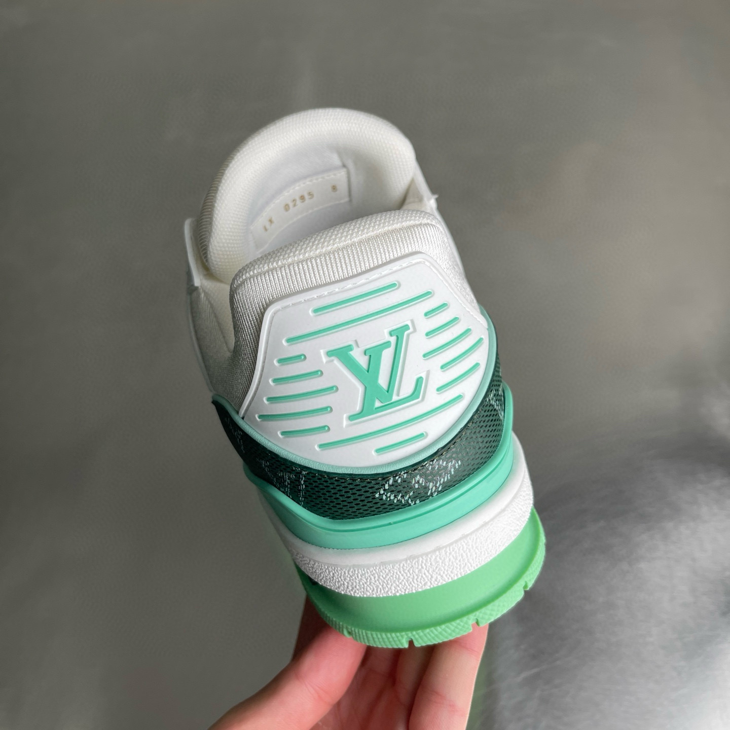 LV shoe
