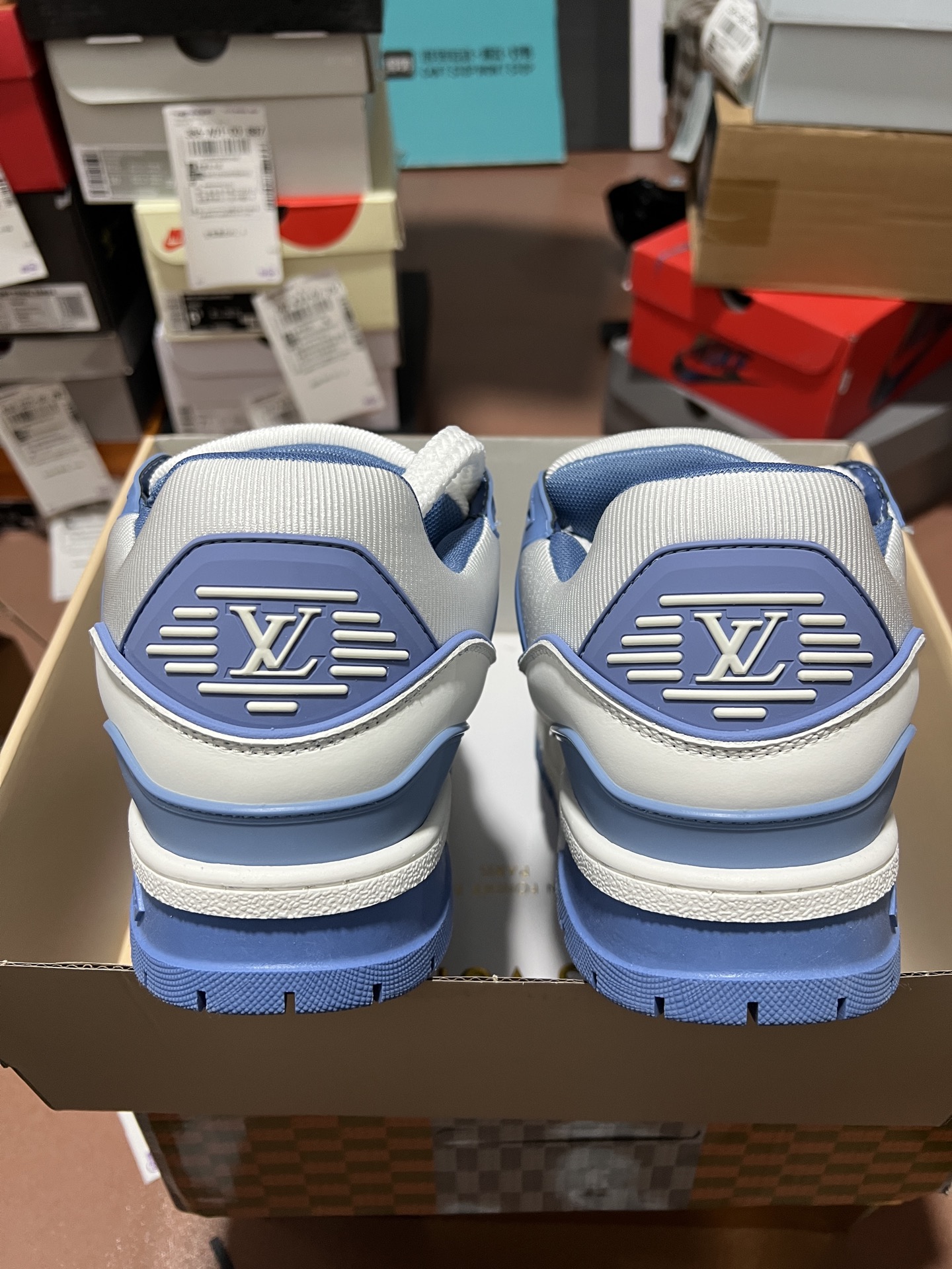 LV shoe