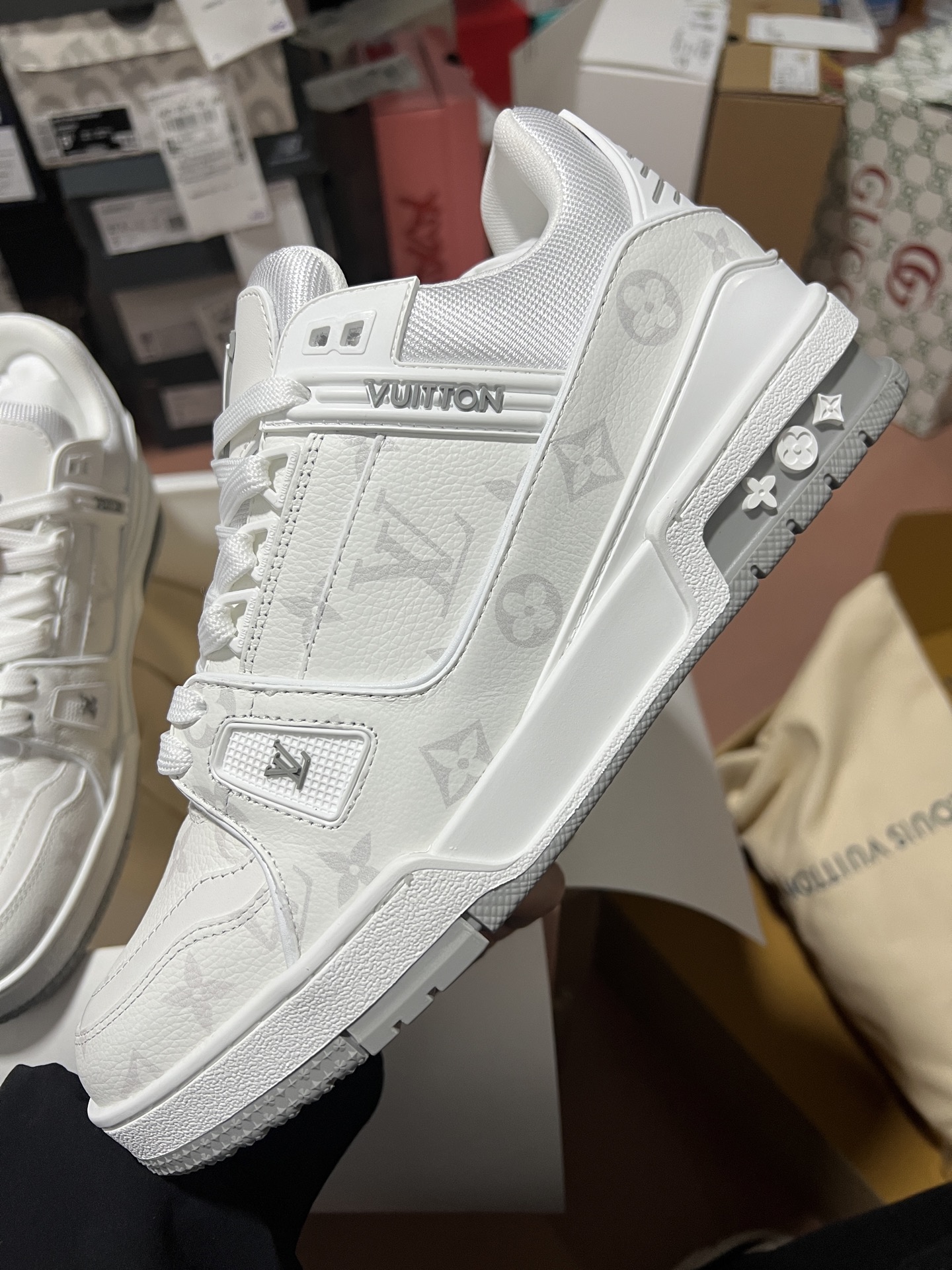 LV shoe