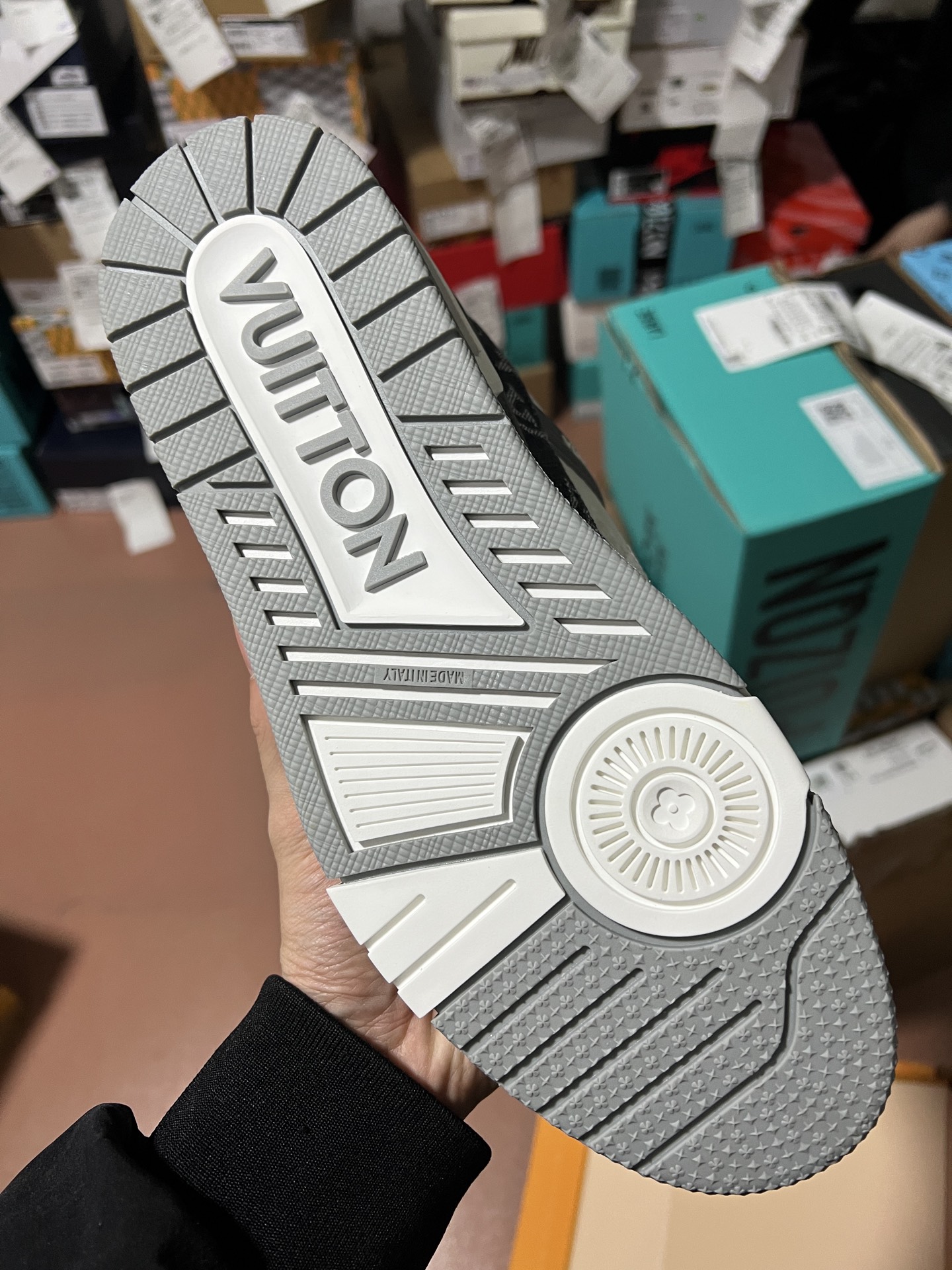 LV shoe