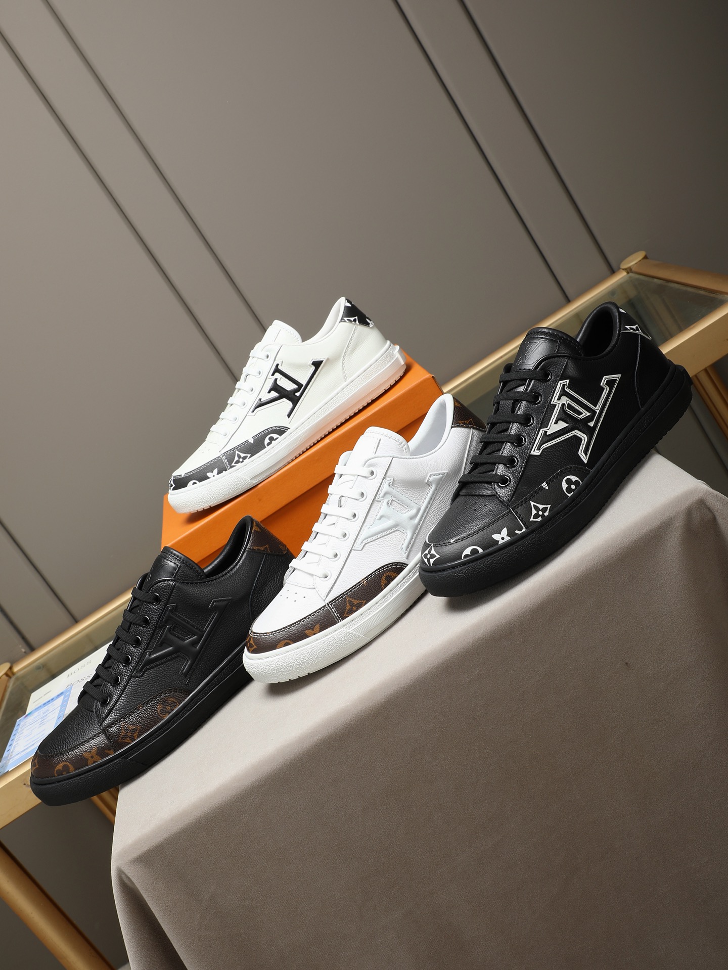 LV shoe
