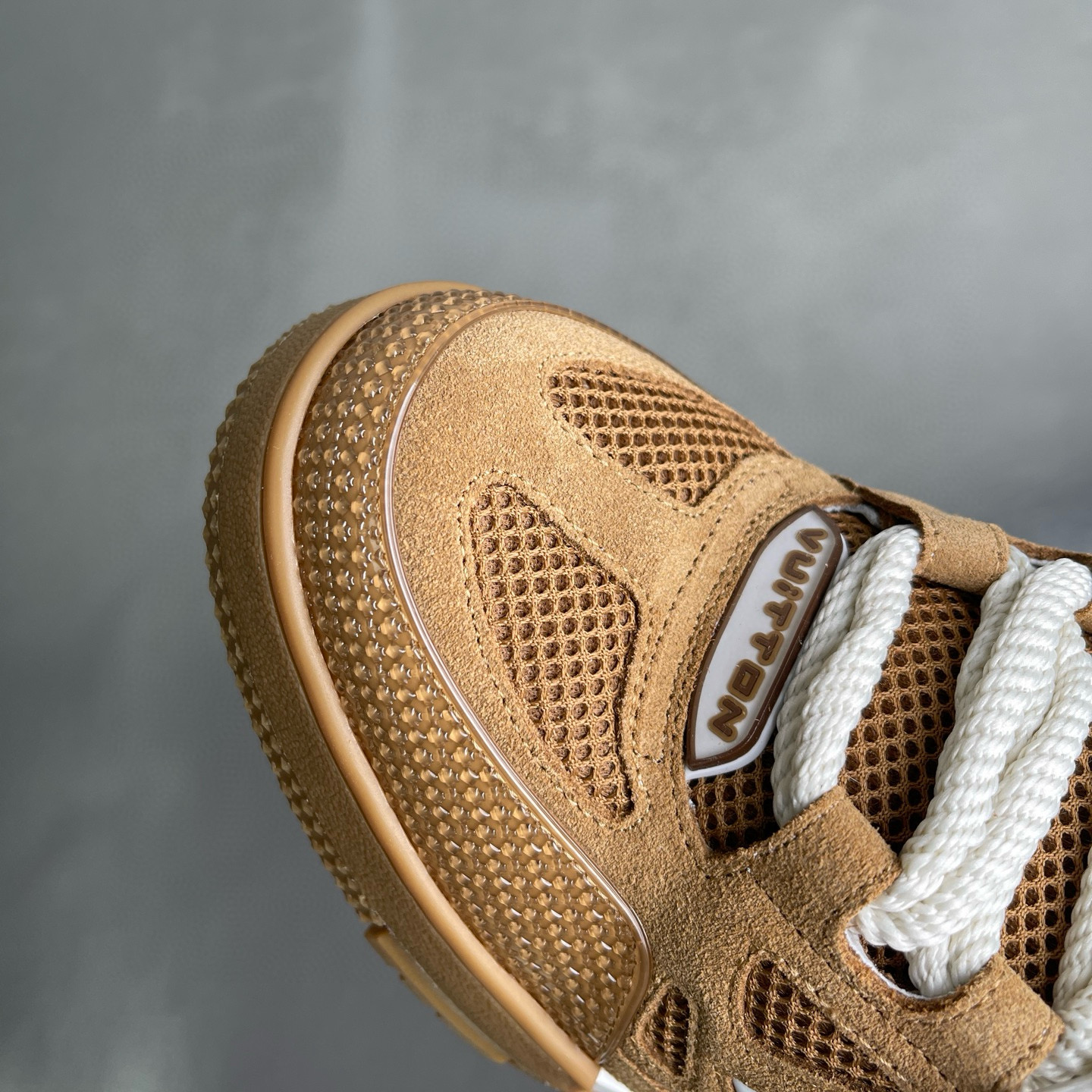 LV shoe