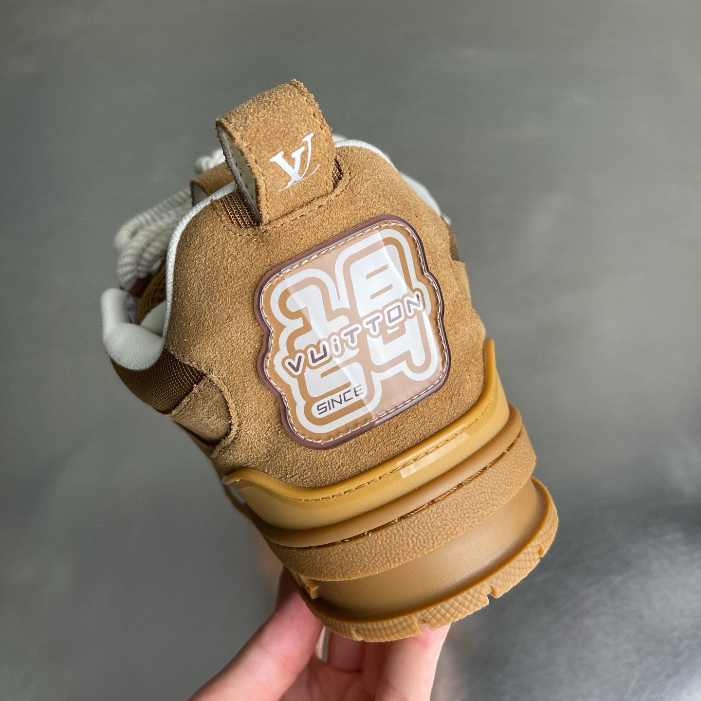 LV shoe