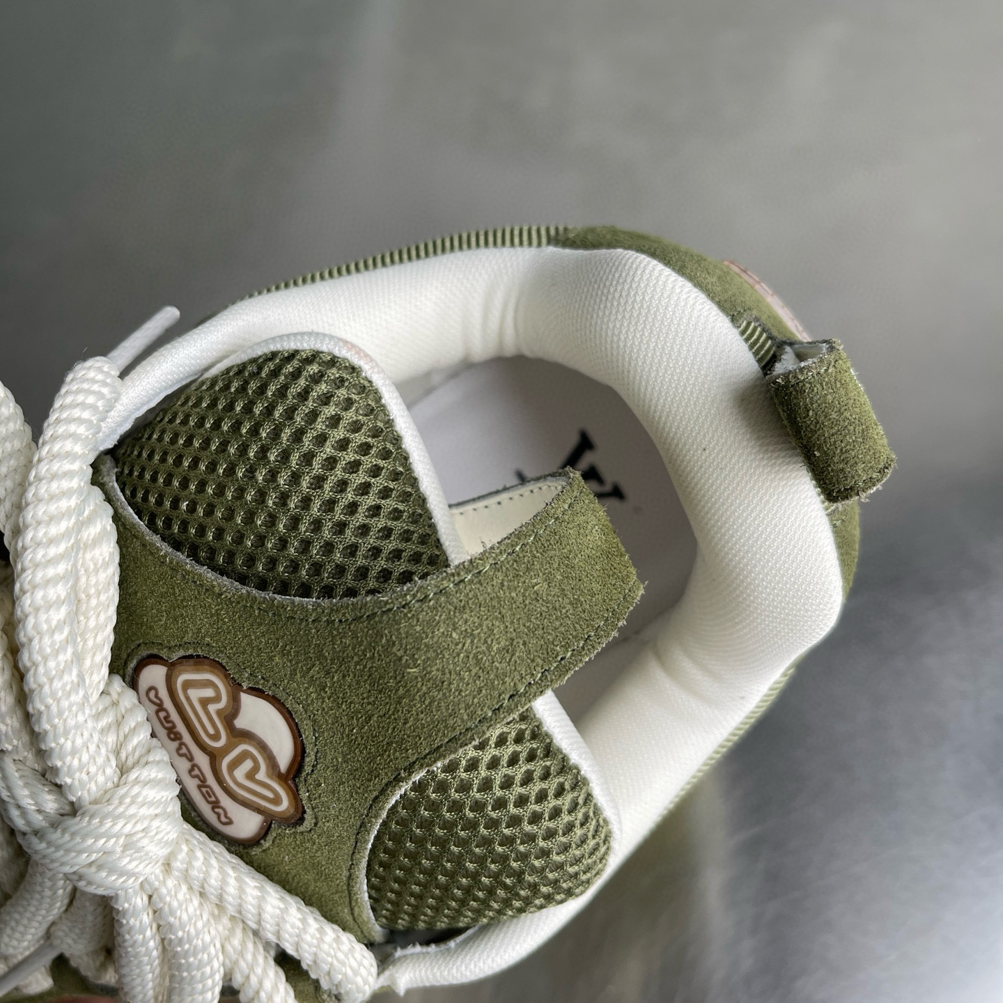 LV shoe