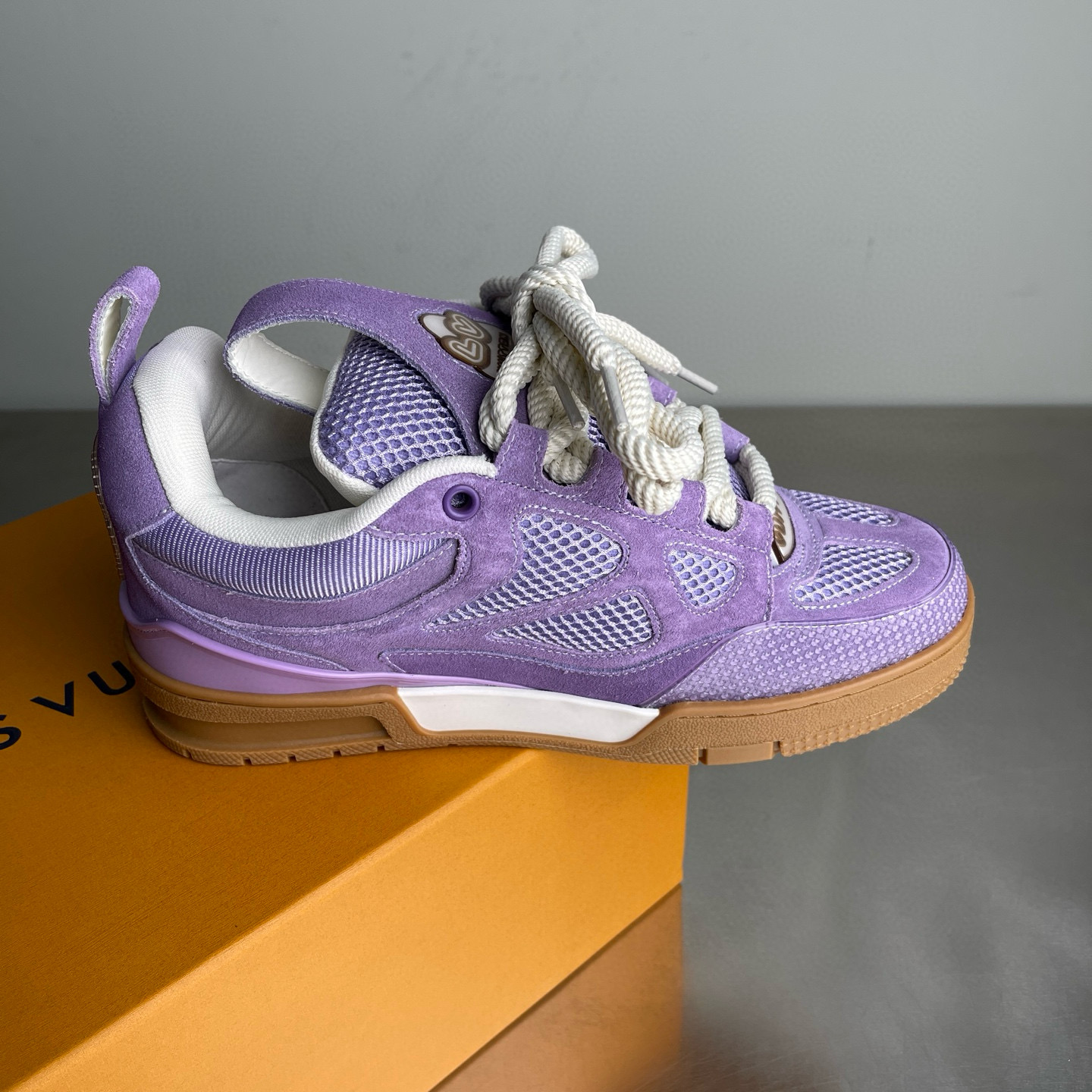 LV shoe