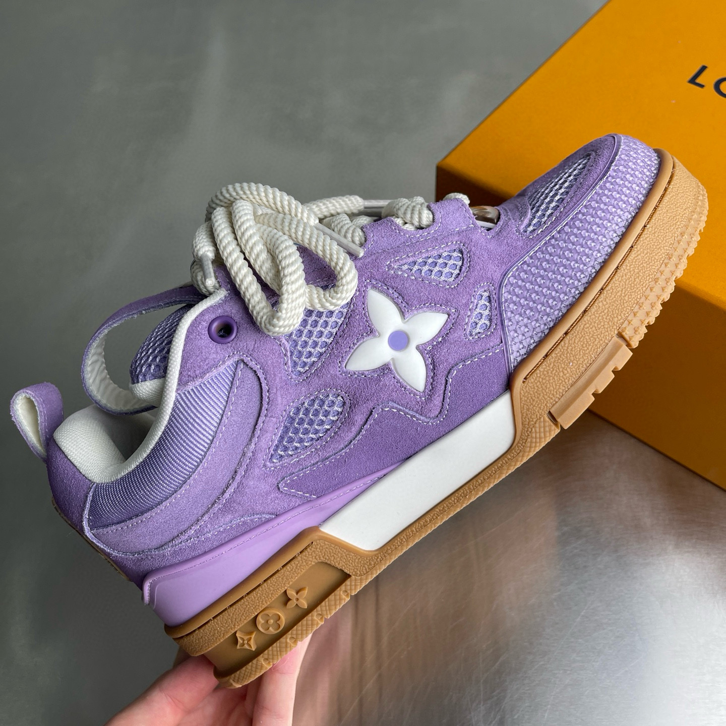 LV shoe