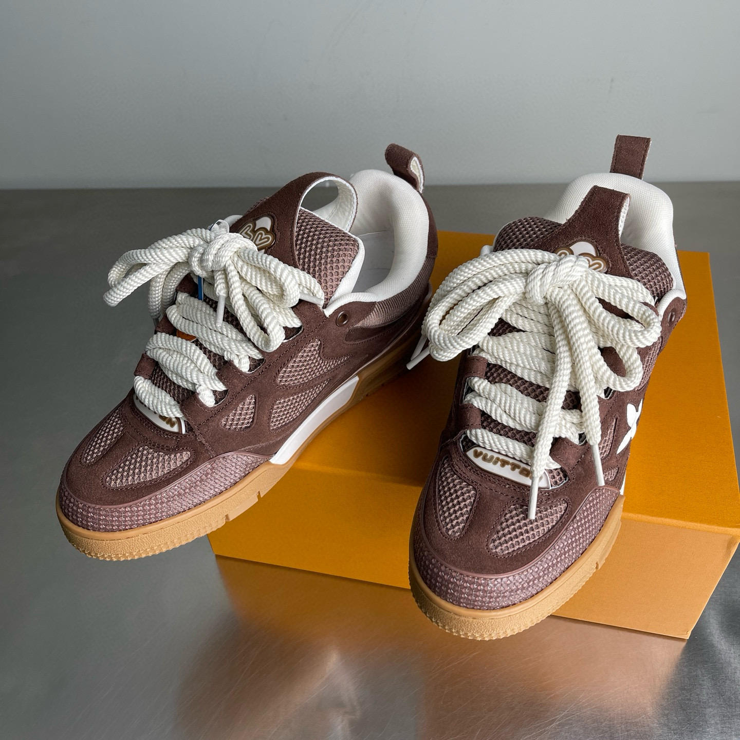 LV shoe
