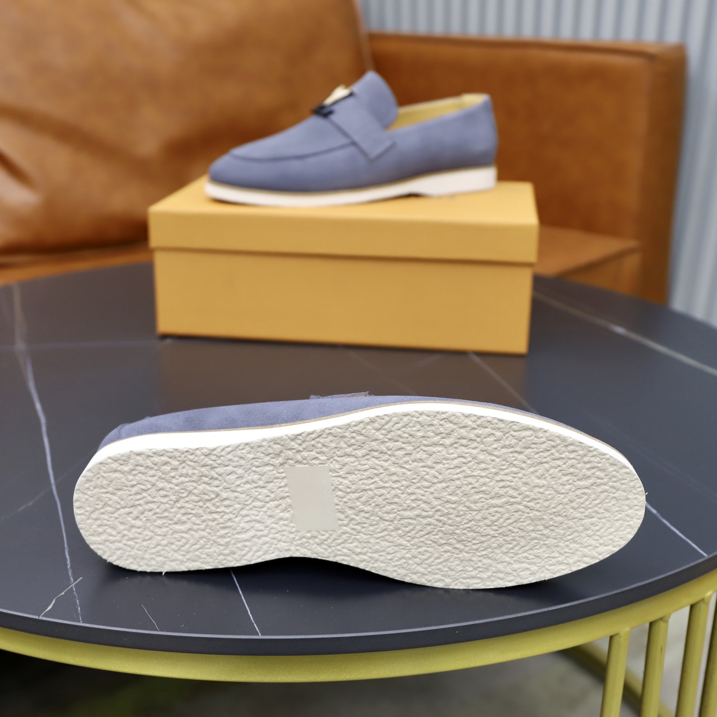 LV shoe
