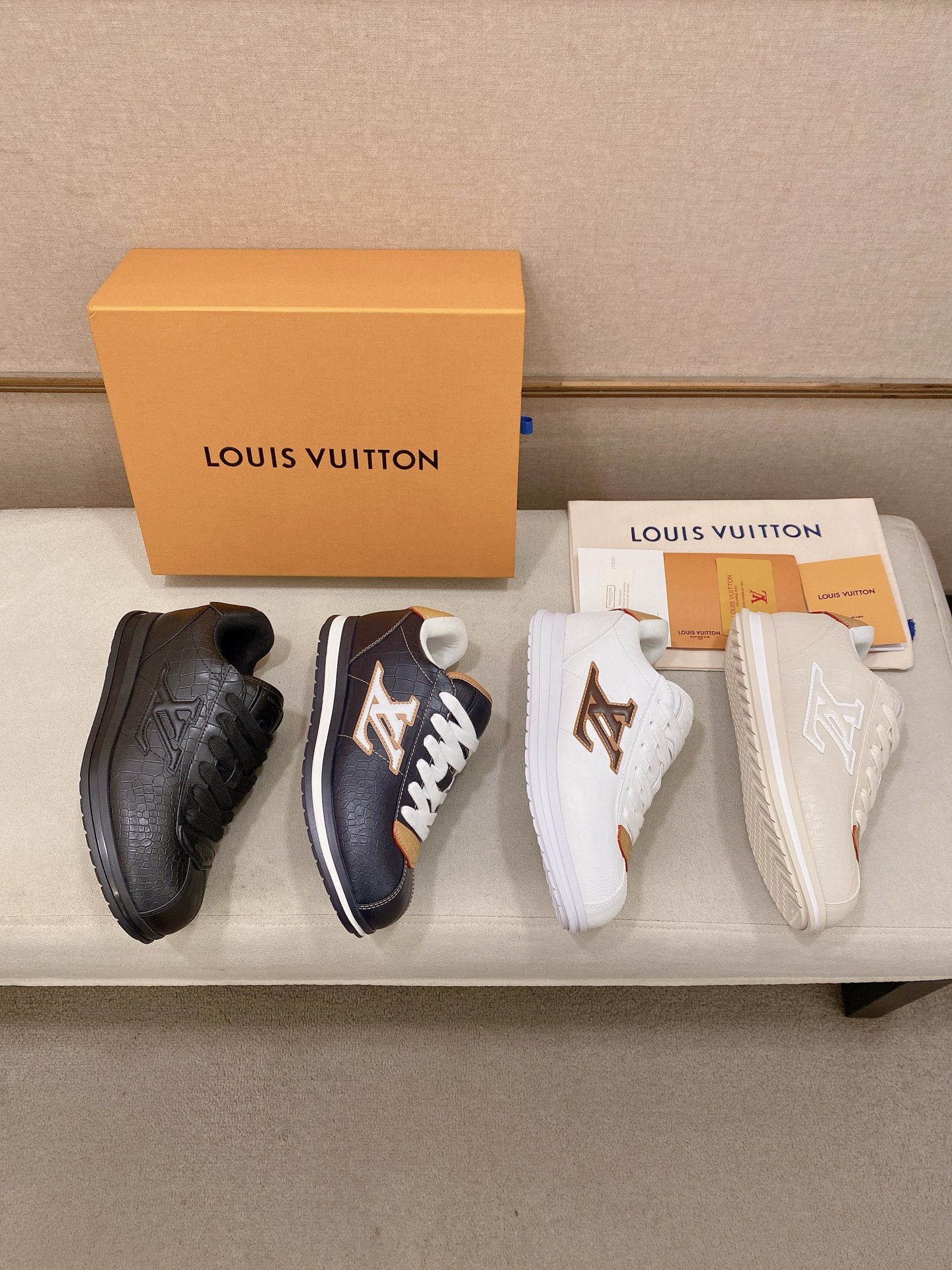 LV shoe