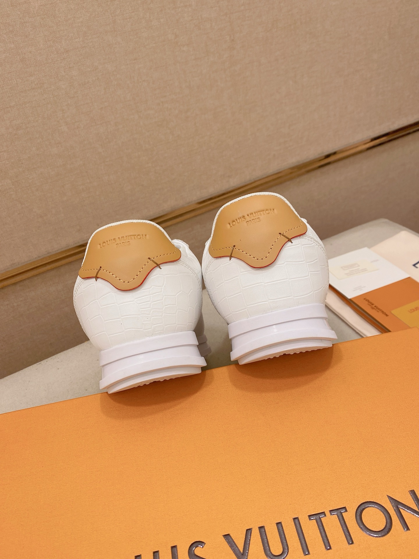 LV shoe