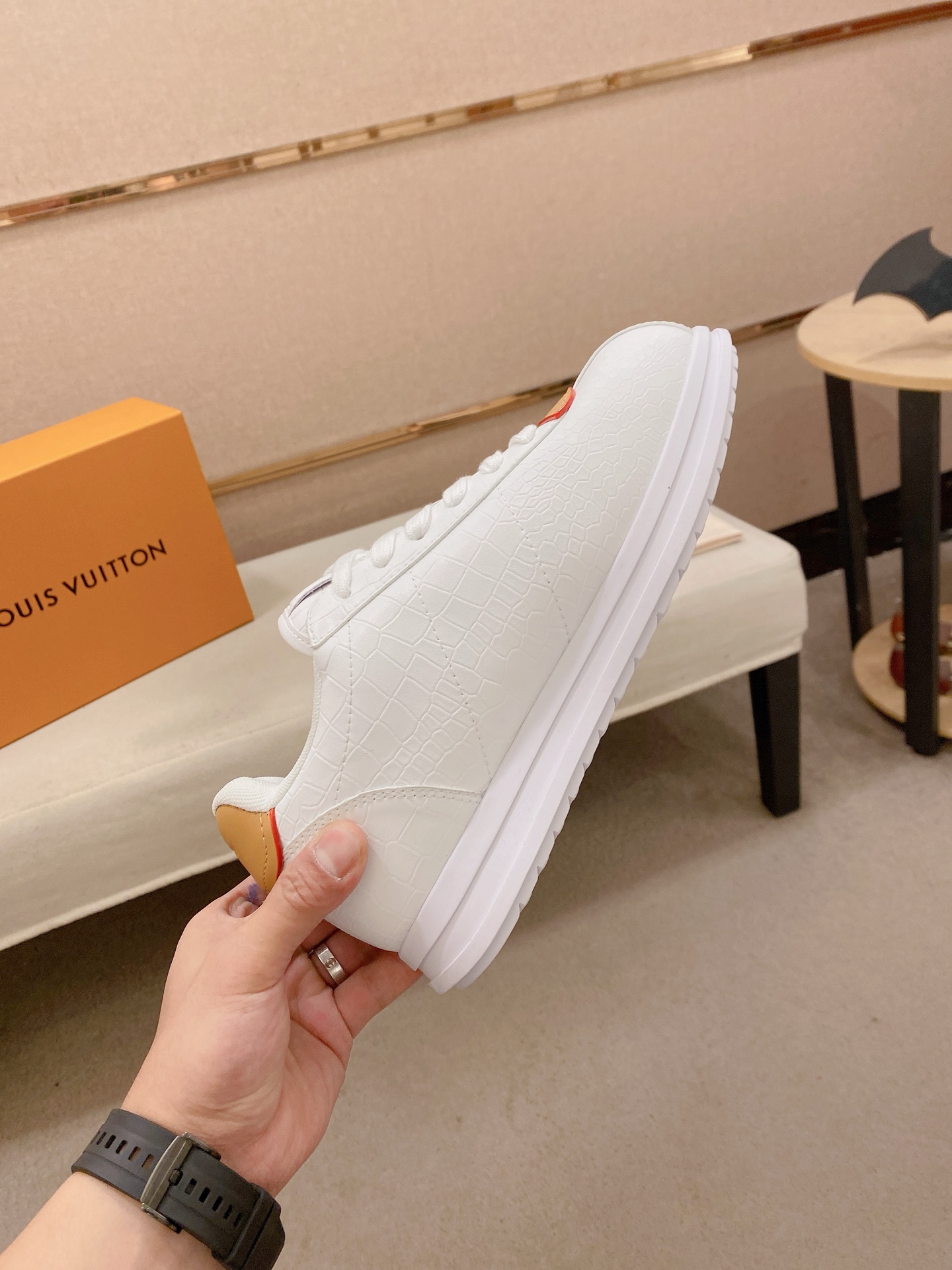 LV shoe