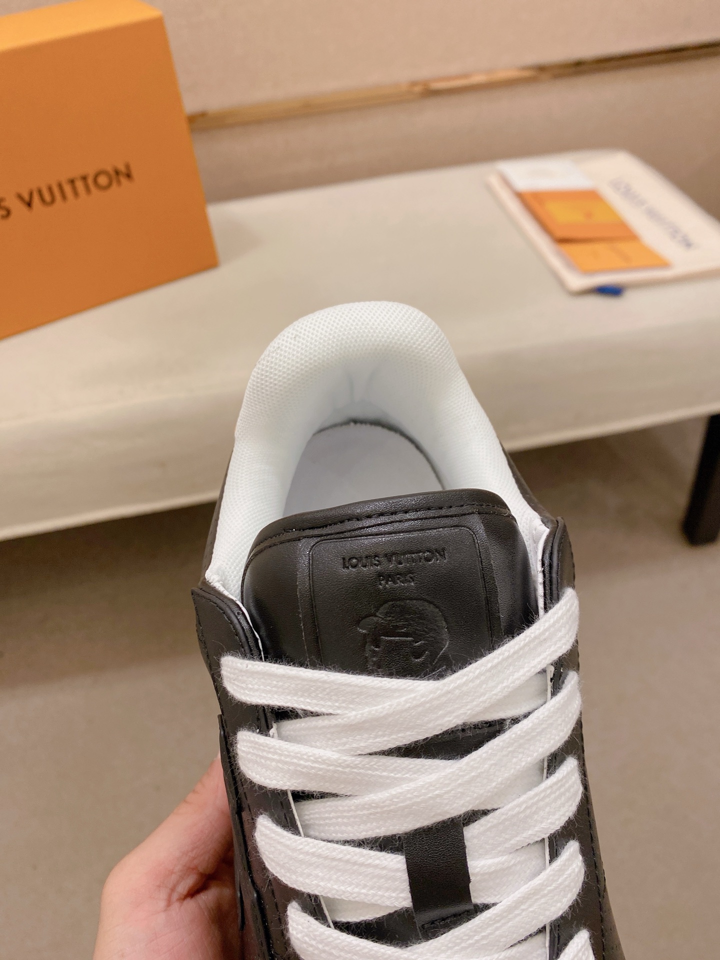 LV shoe