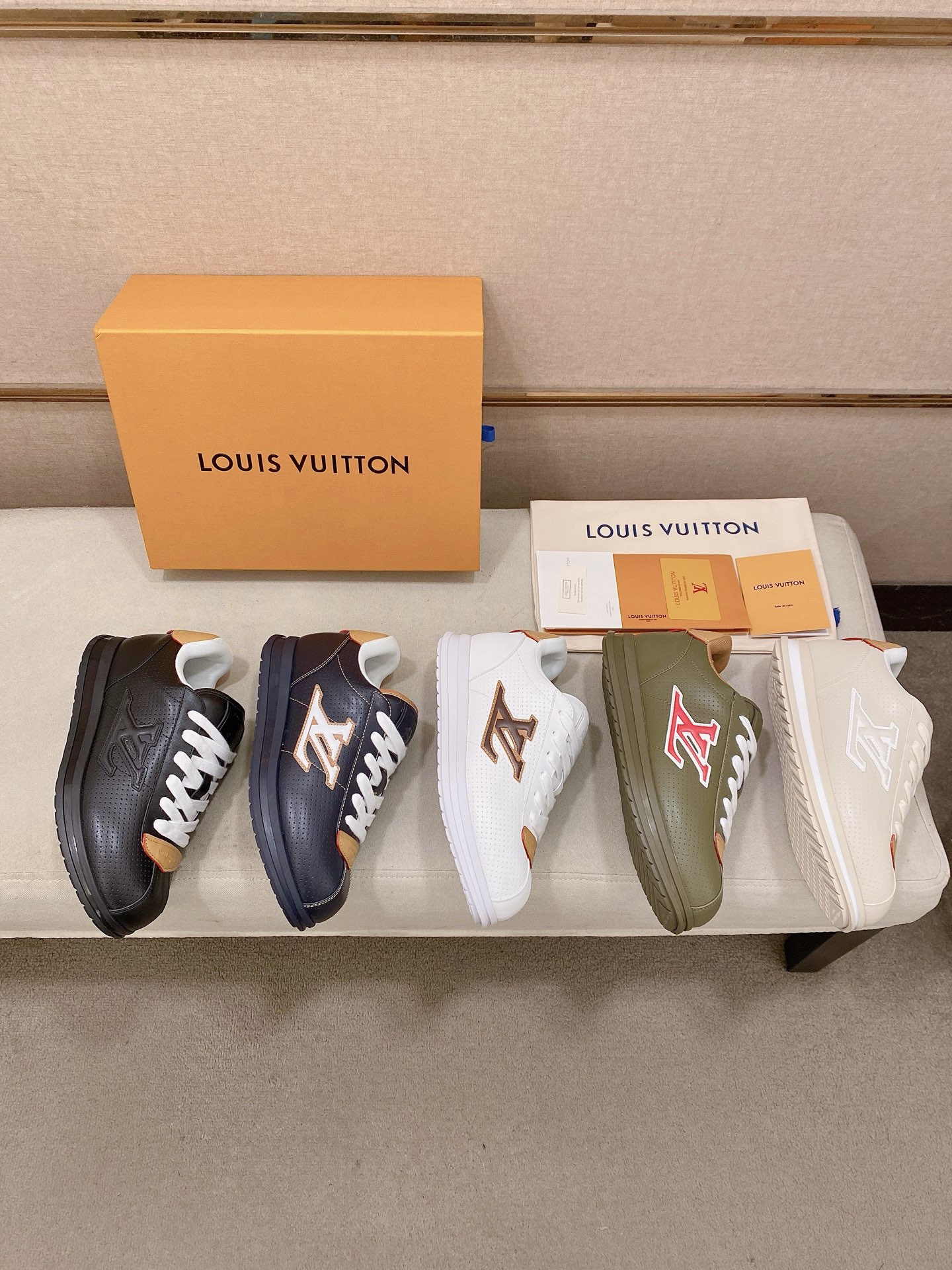 LV shoe