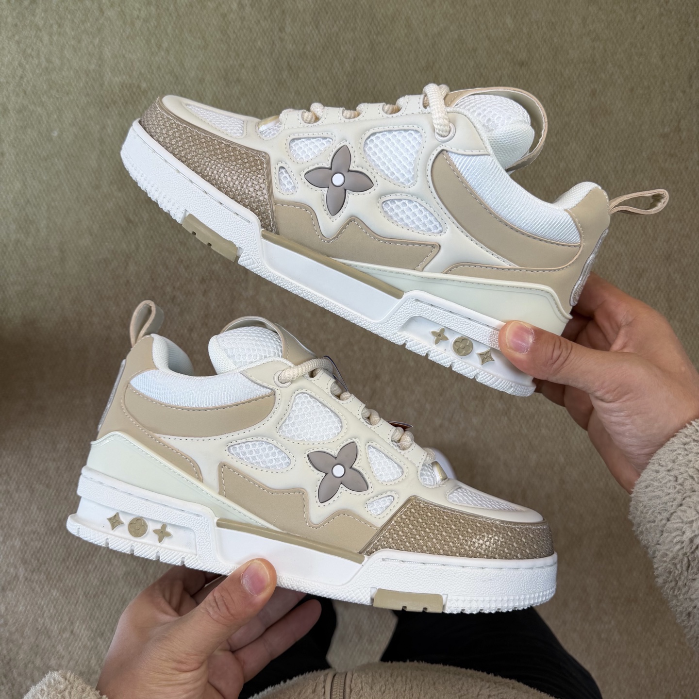 LV shoe