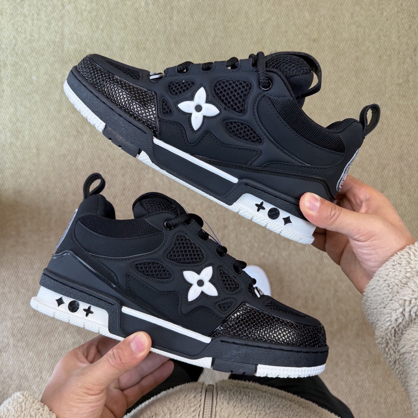 LV shoe