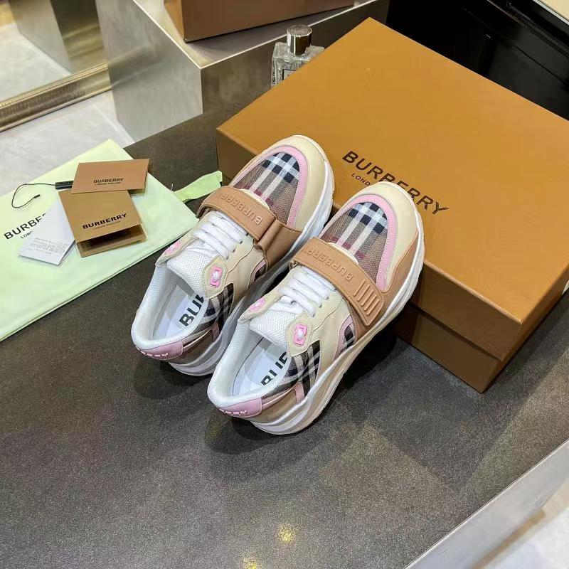 Burberry shoes