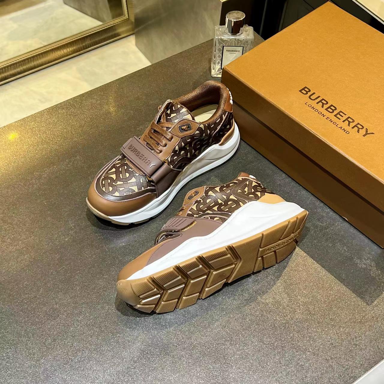 Burberry shoes