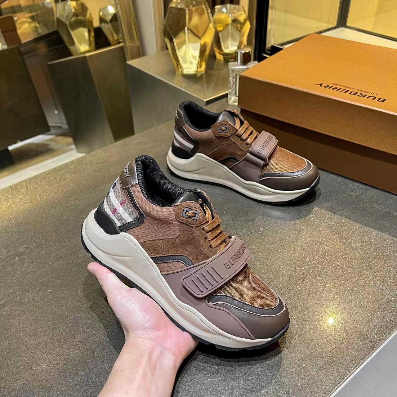 Burberry shoes