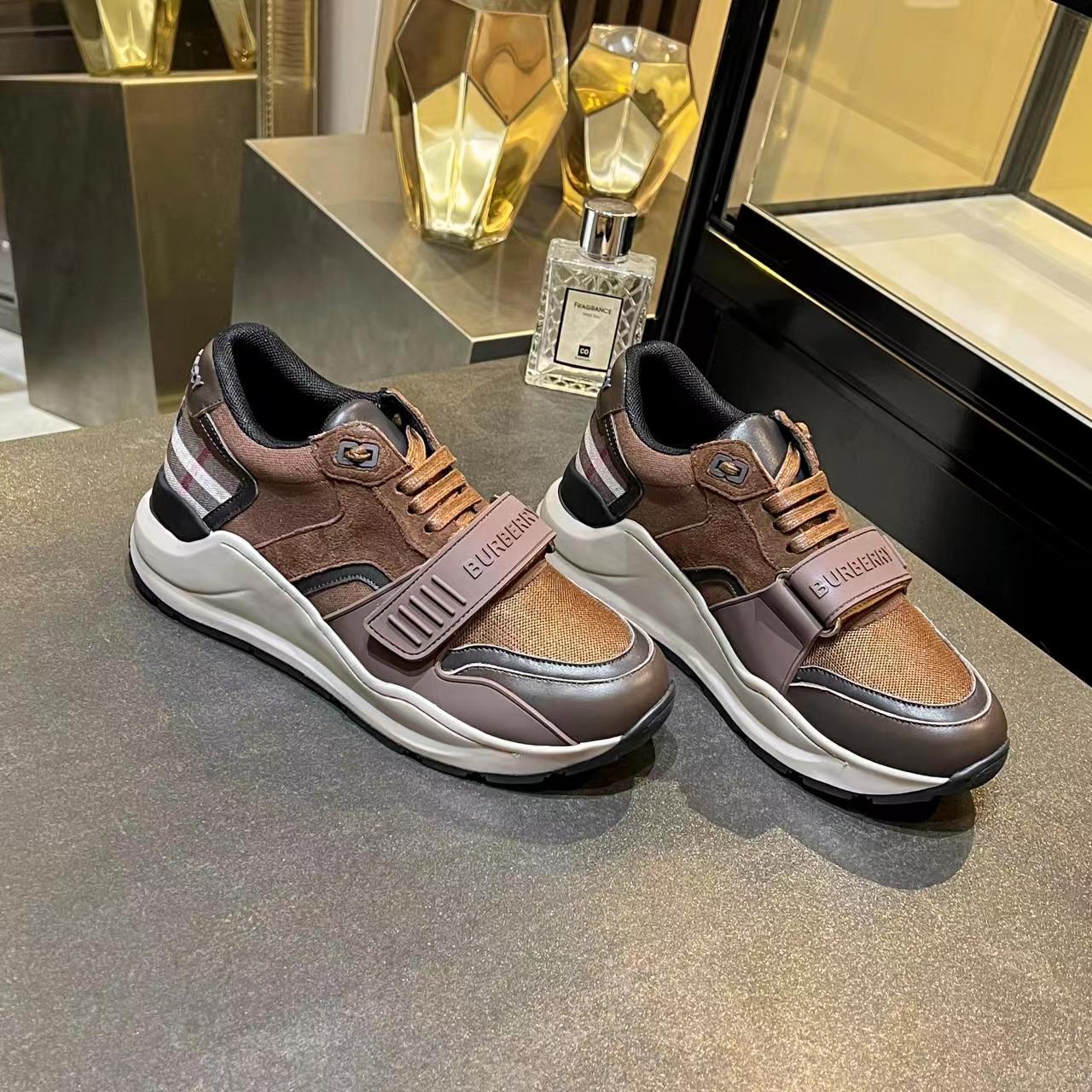 Burberry shoes