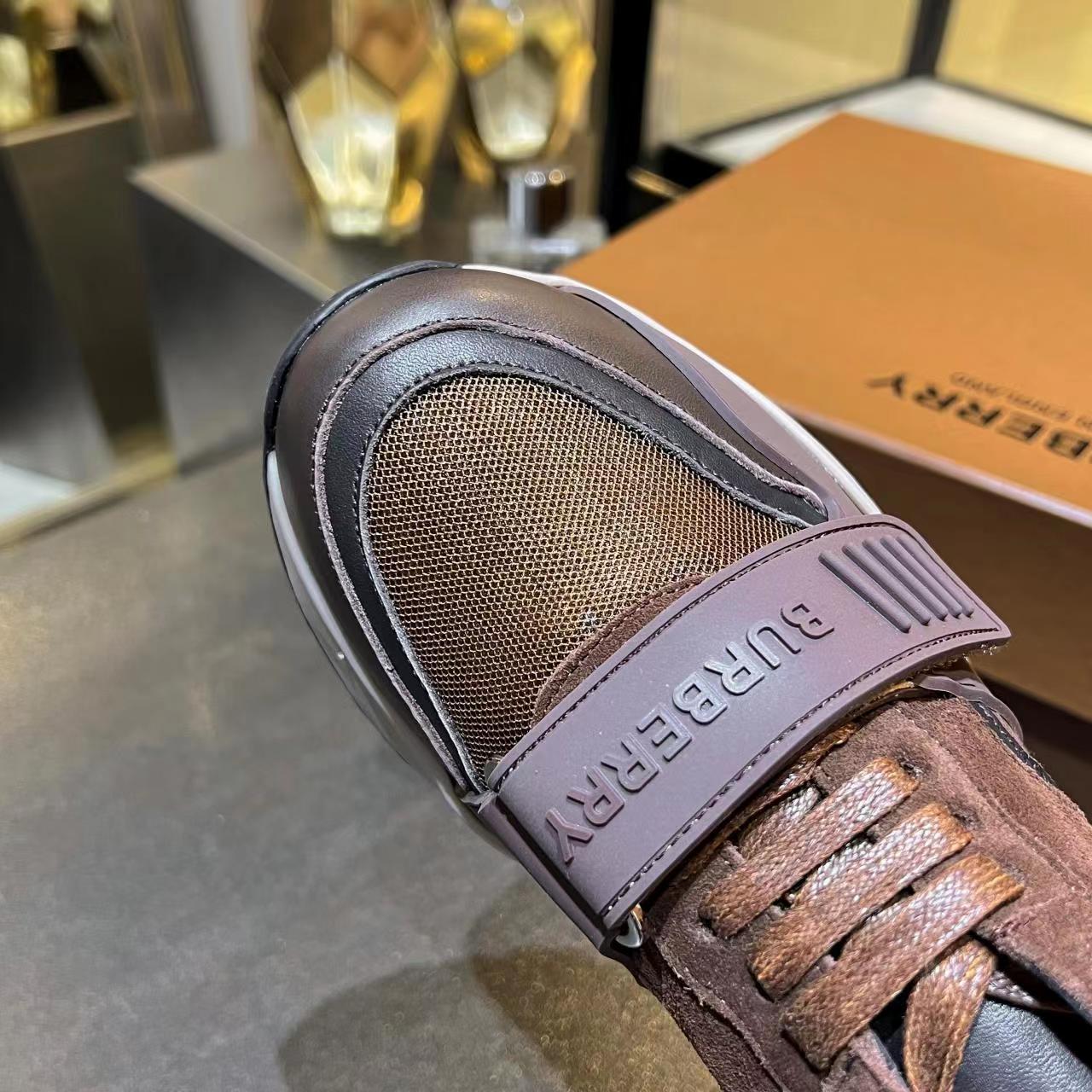 Burberry shoes