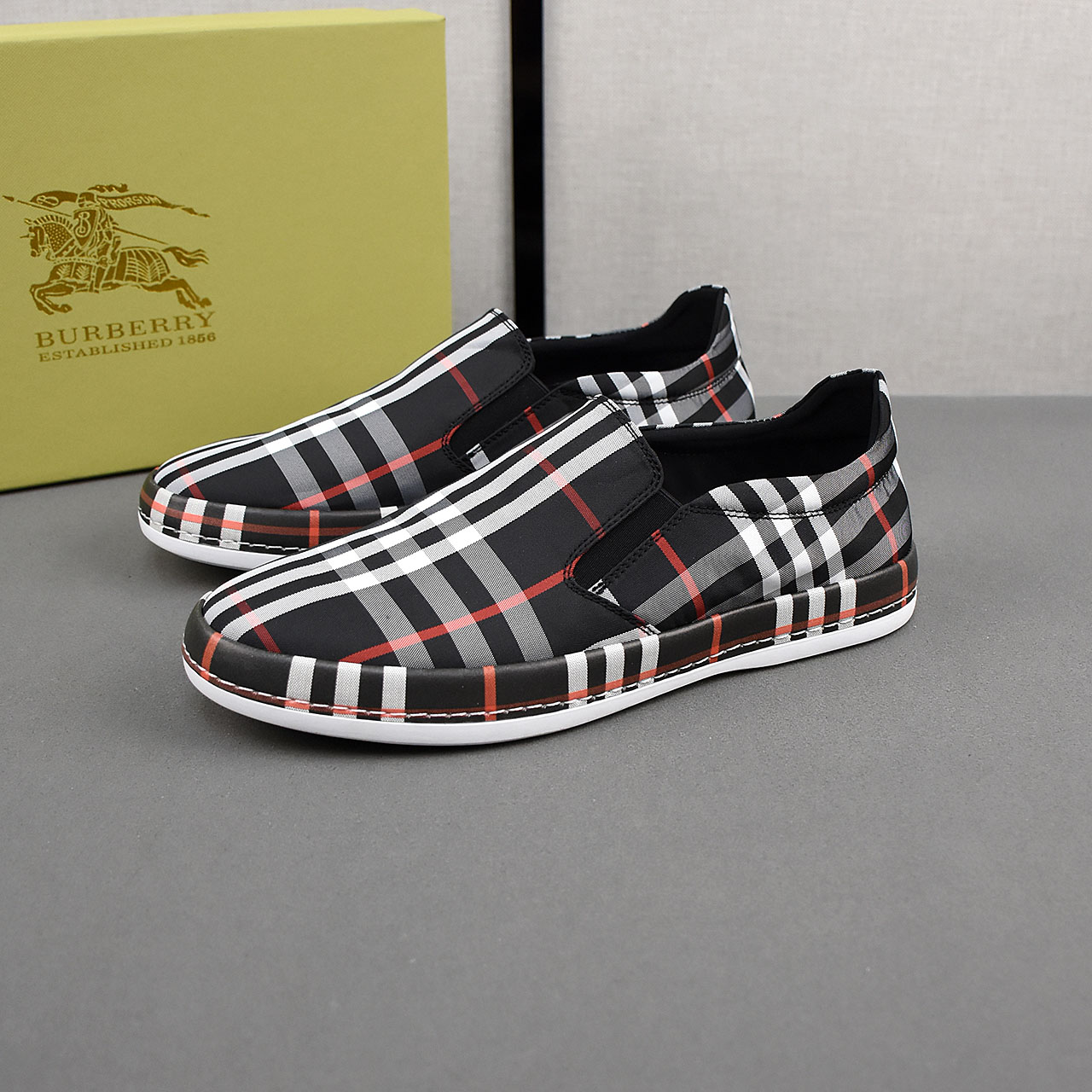 Burberry shoes