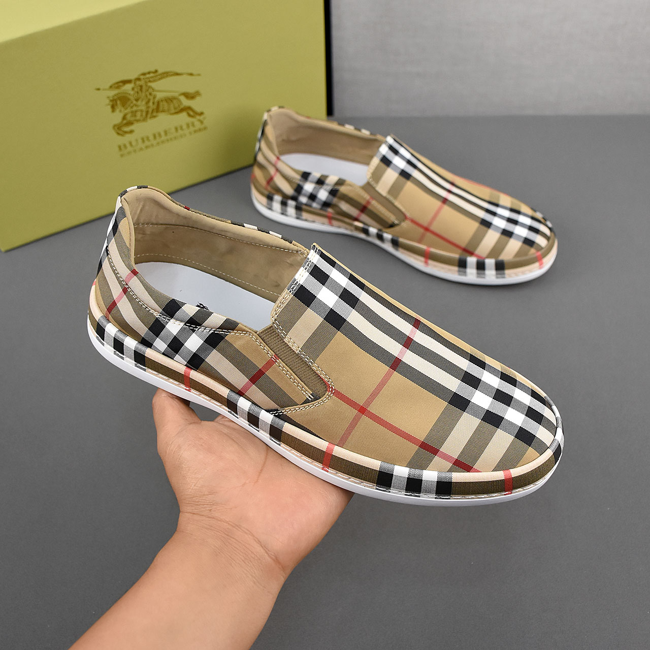 Burberry shoes