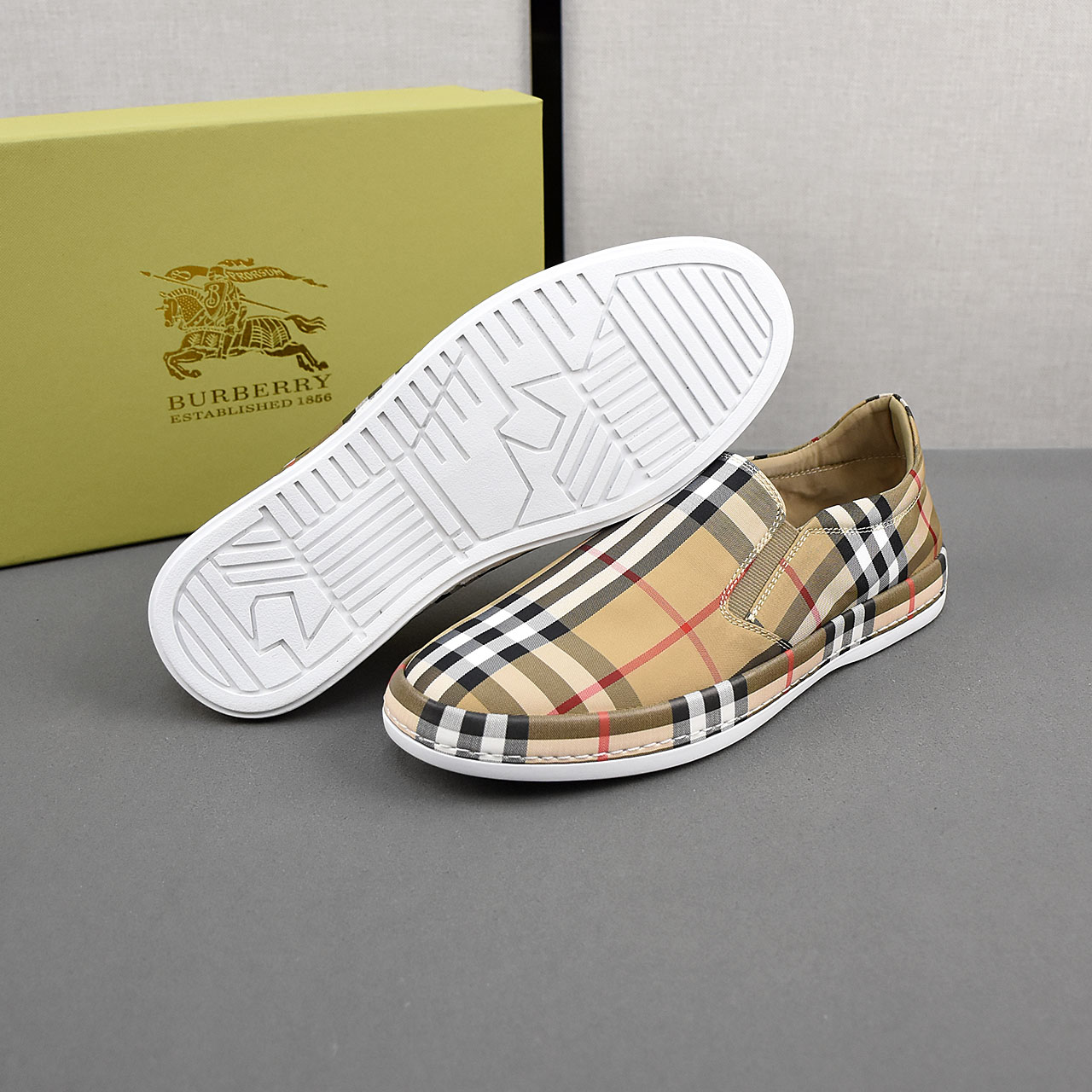 Burberry shoes