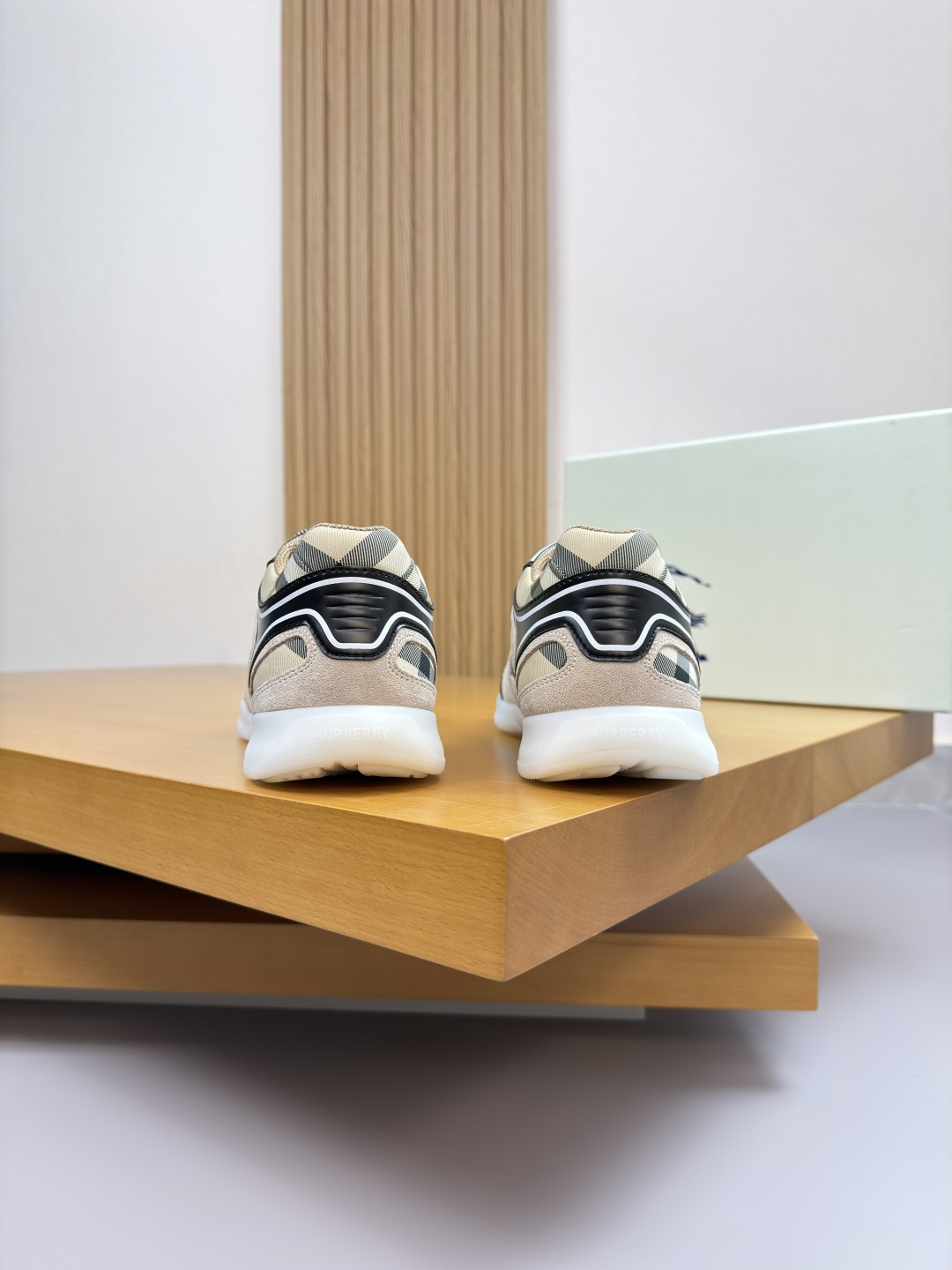 Burberry shoes