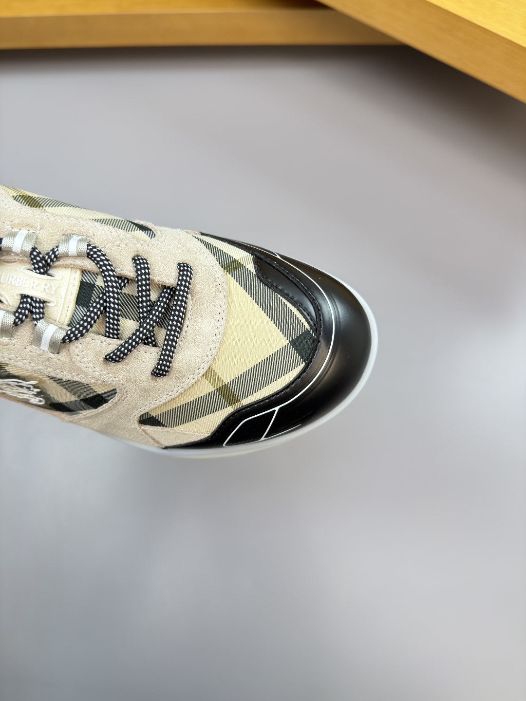 Burberry shoes
