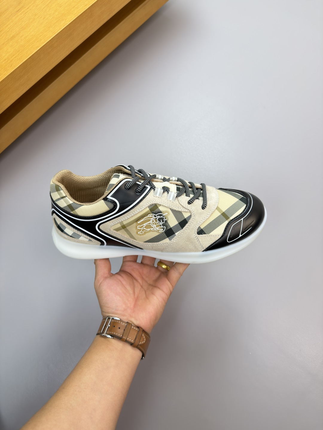 Burberry shoes