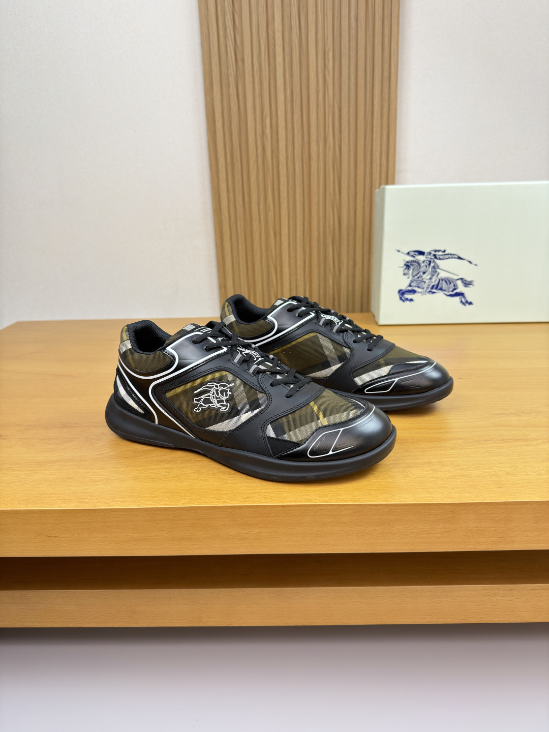 Burberry shoes