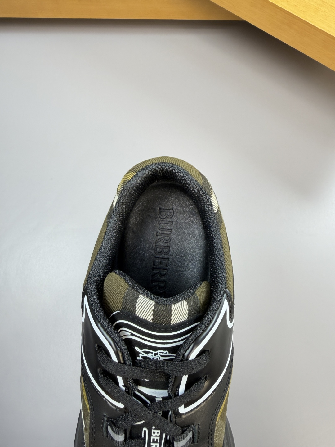 Burberry shoes