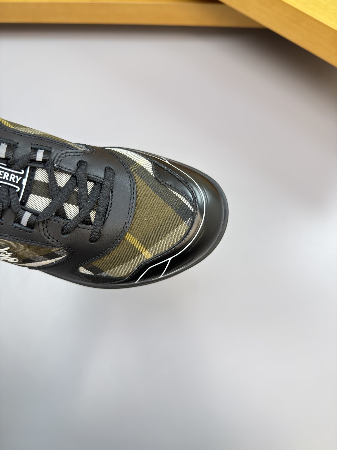 Burberry shoes