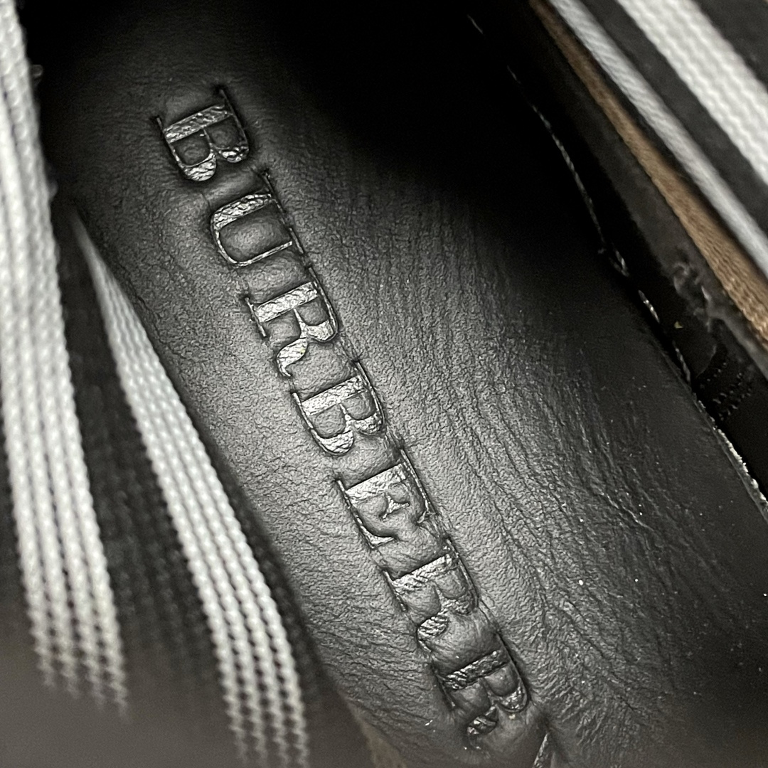 Burberry shoes