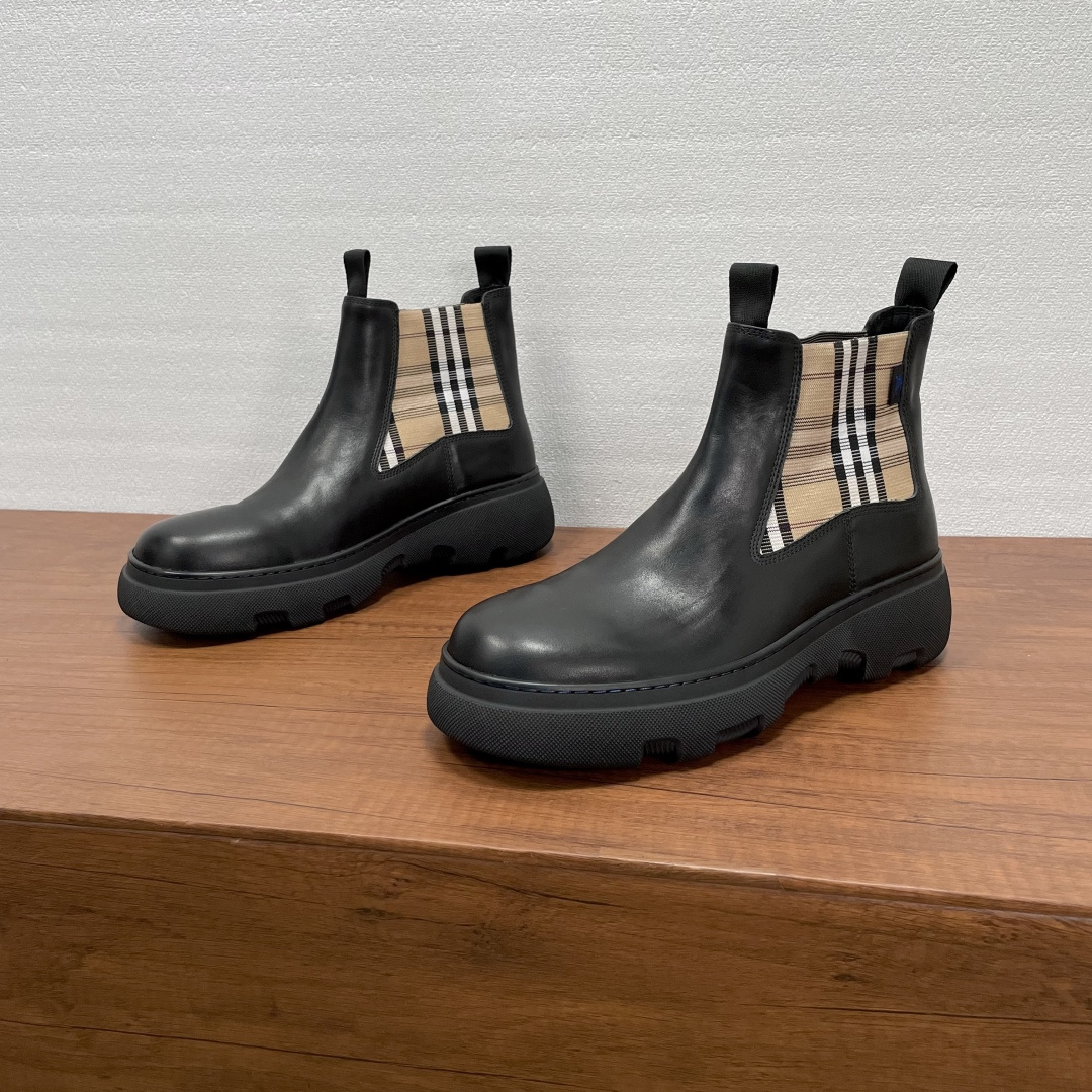 Burberry shoes