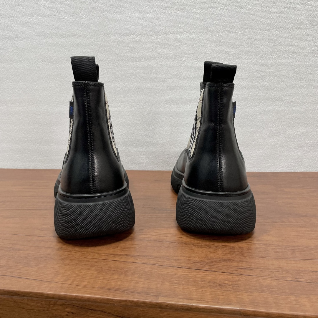 Burberry shoes