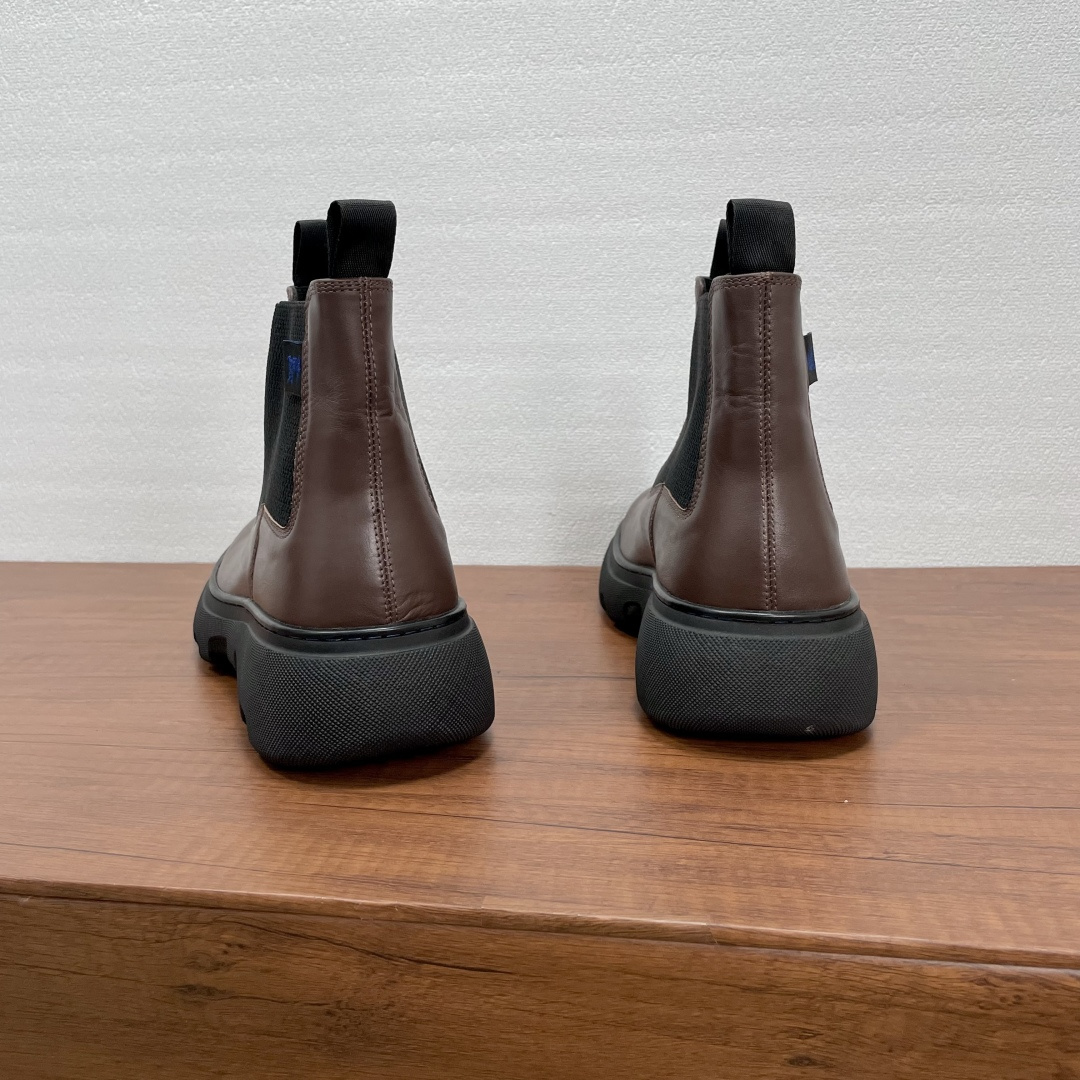 Burberry shoes