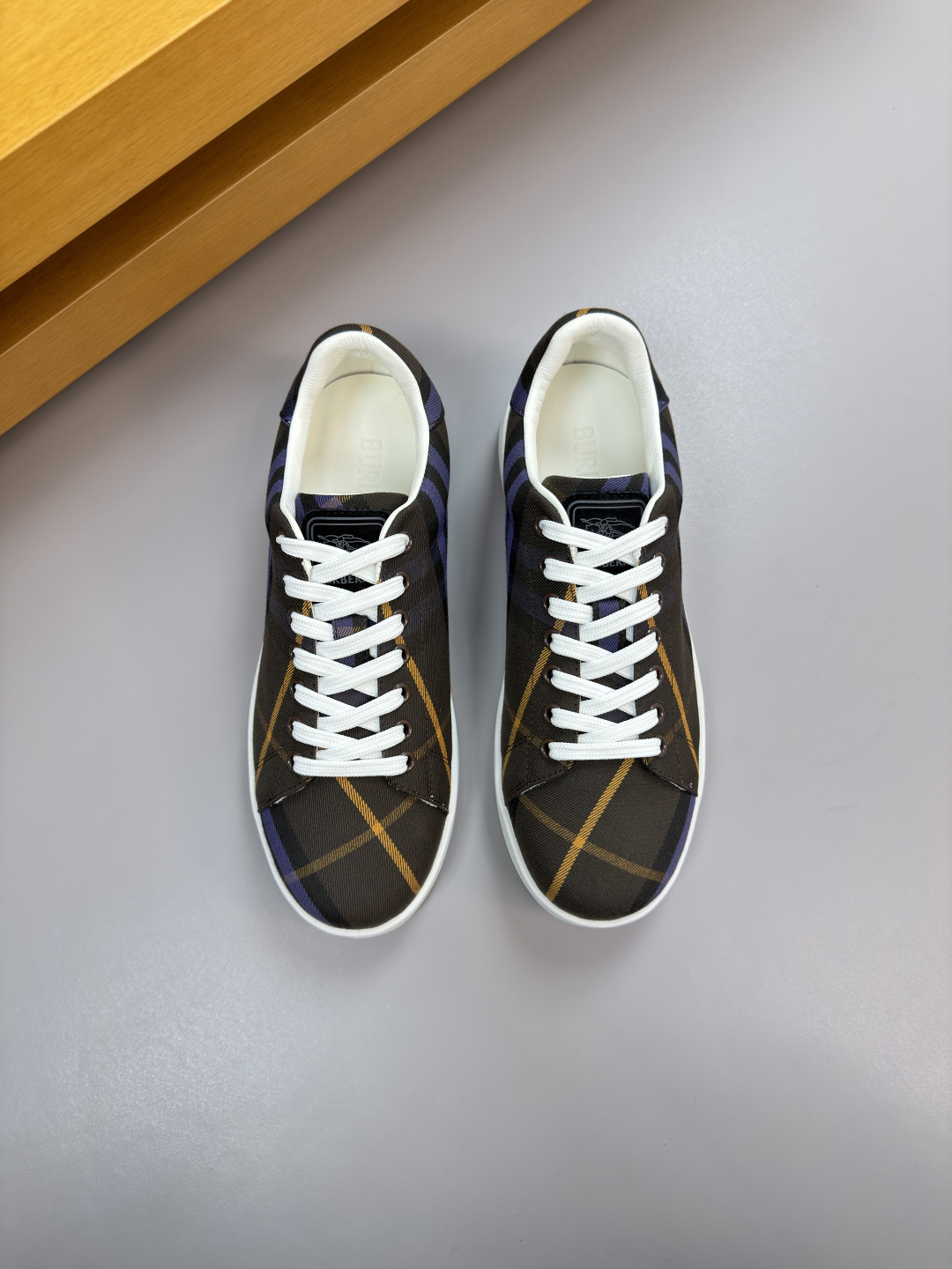 Burberry shoes