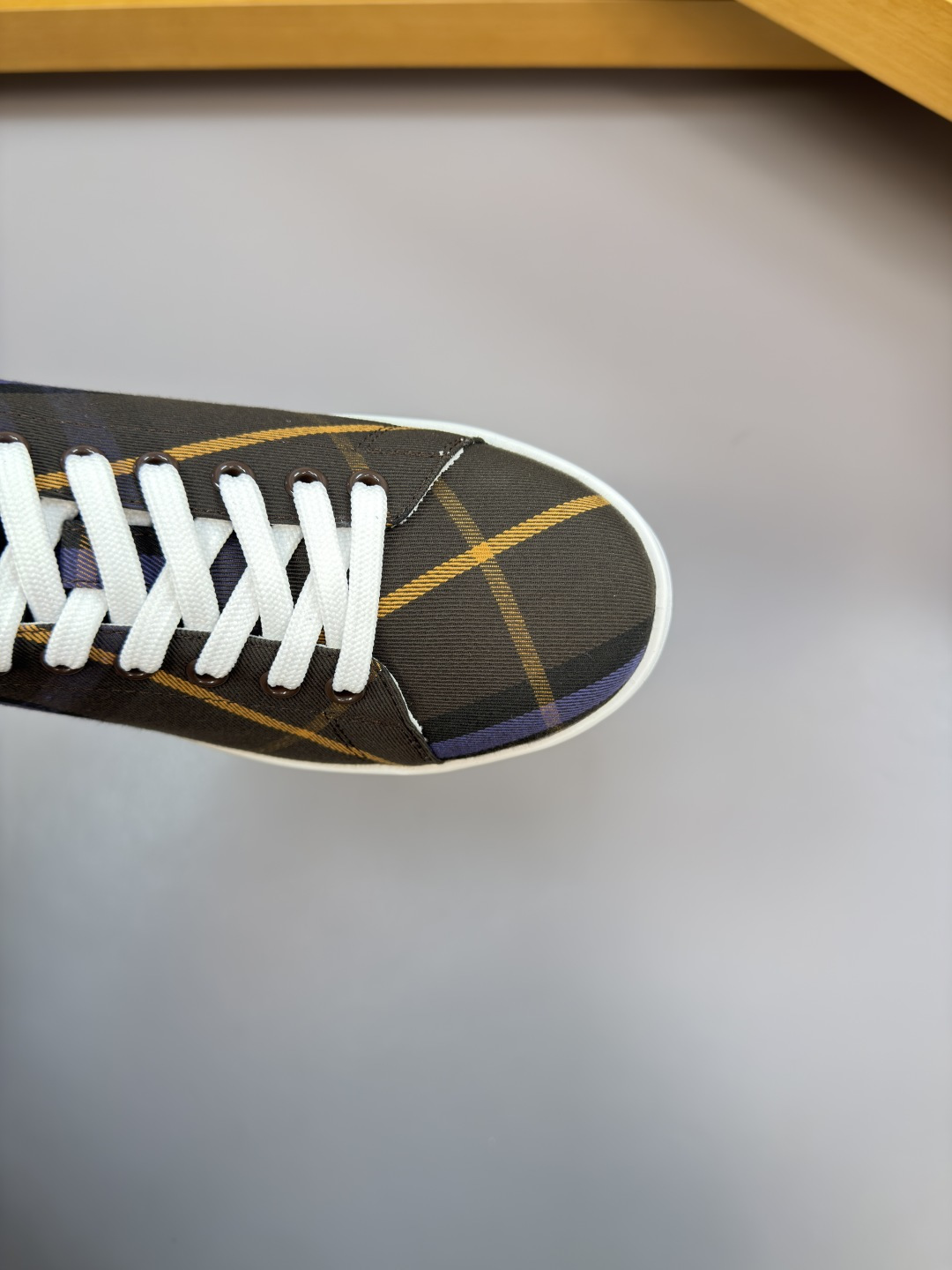 Burberry shoes