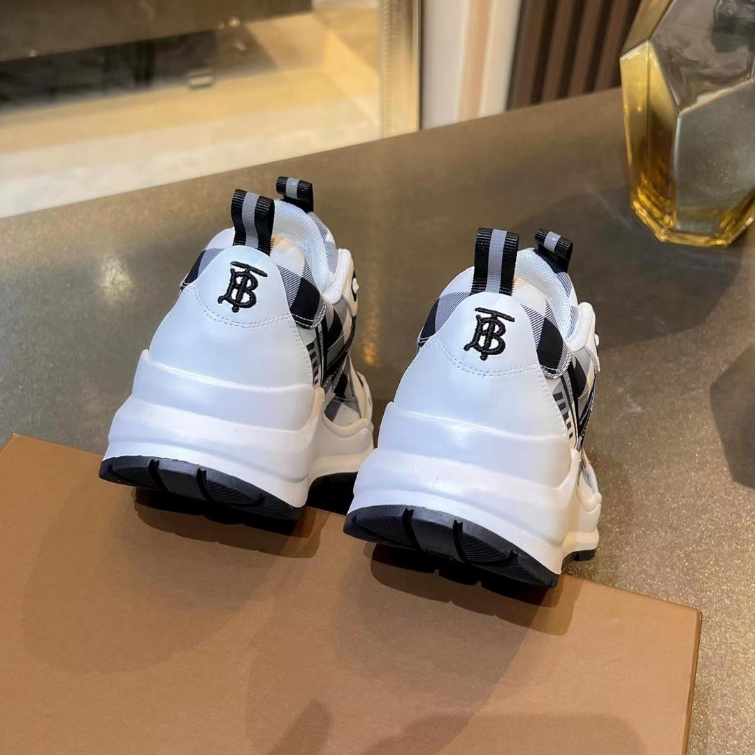 Burberry shoes