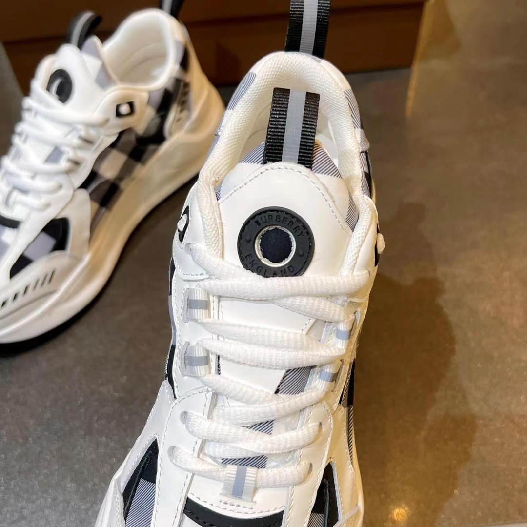 Burberry shoes