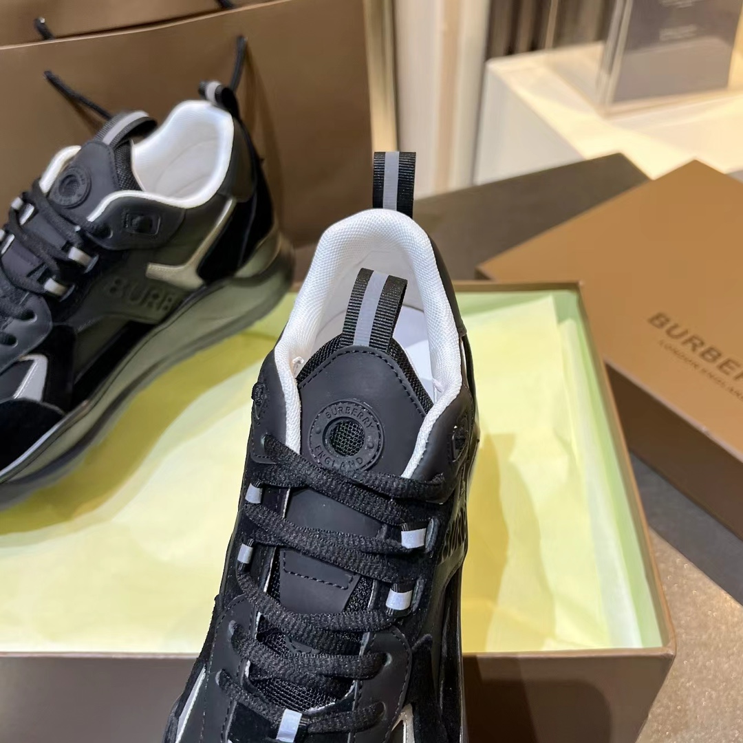 Burberry shoes