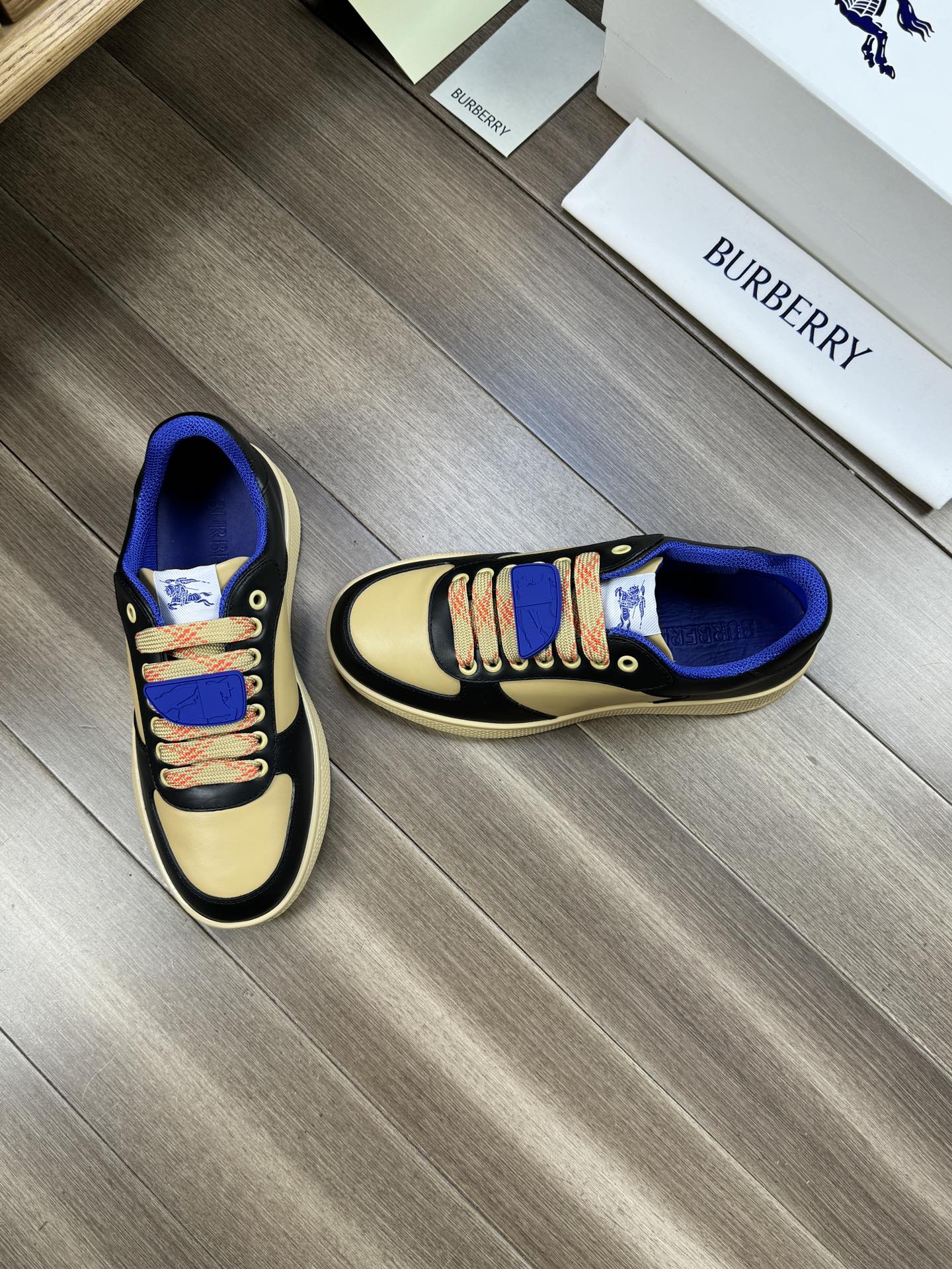 Burberry shoes